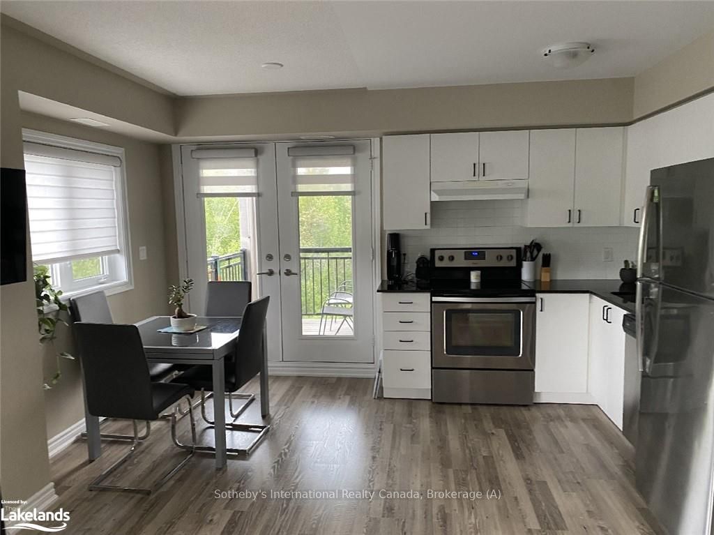 Unit 201 - 7 ANCHORAGE Crescent, Collingwood 4