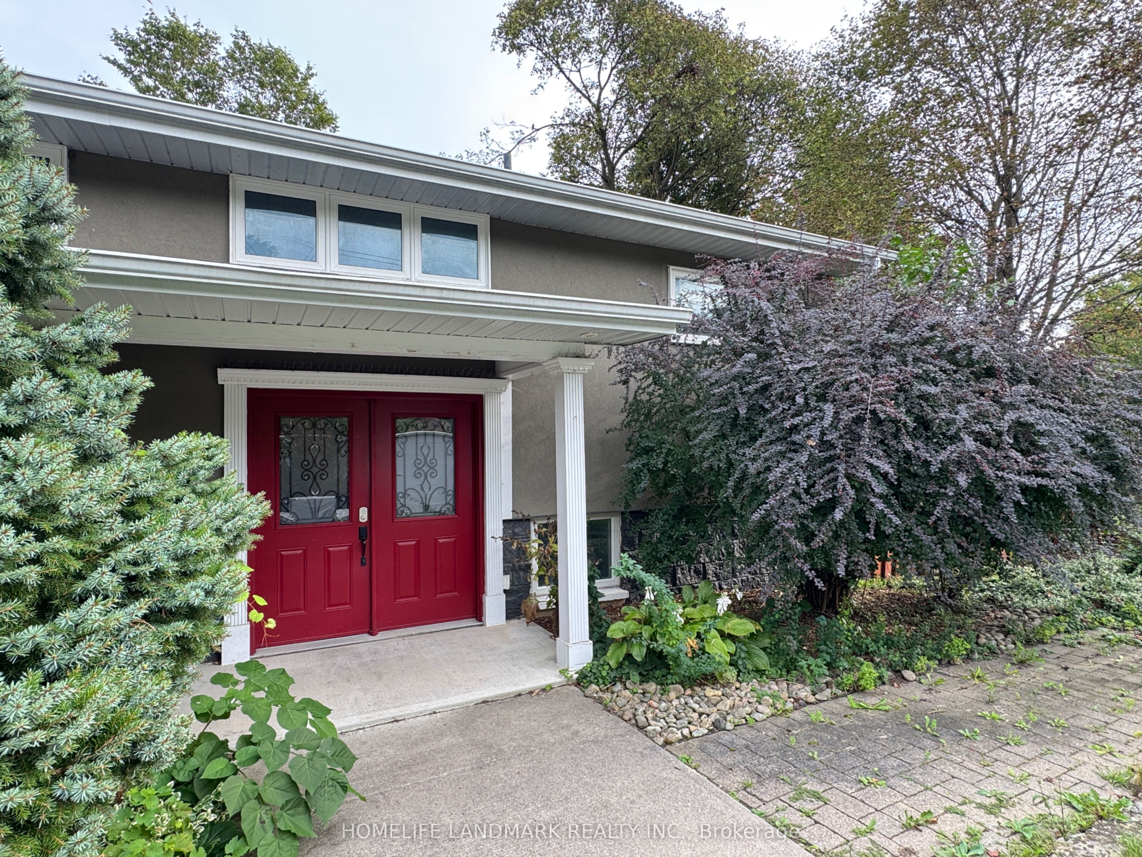Unit Upper - 119 Blake Street, Barrie 3