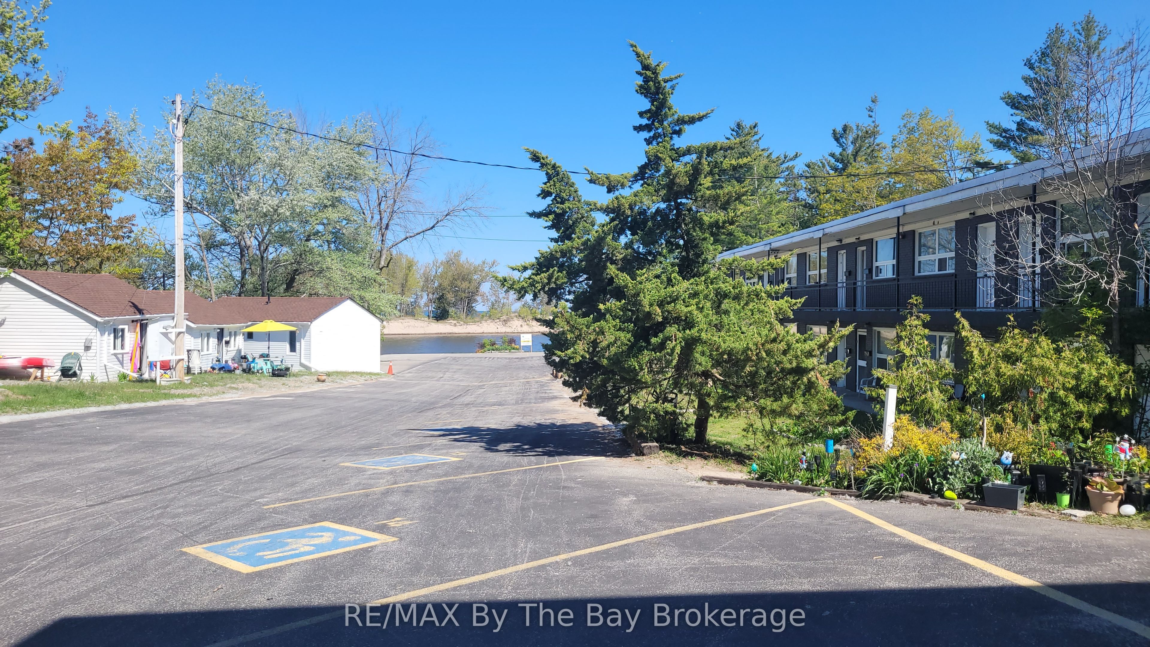 Unit A05 - 280 RIVER Road E, Wasaga Beach 2