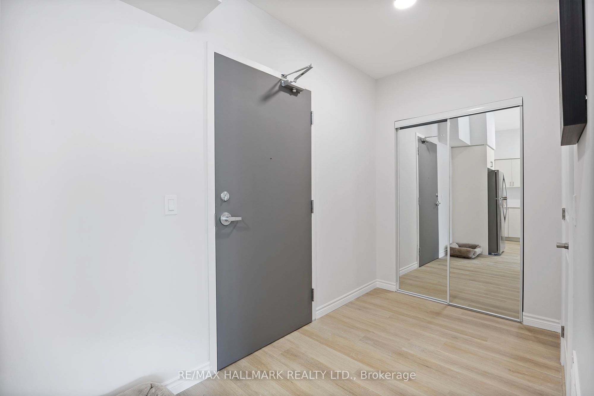 Unit 302 - 70 Dean Avenue, Barrie 2