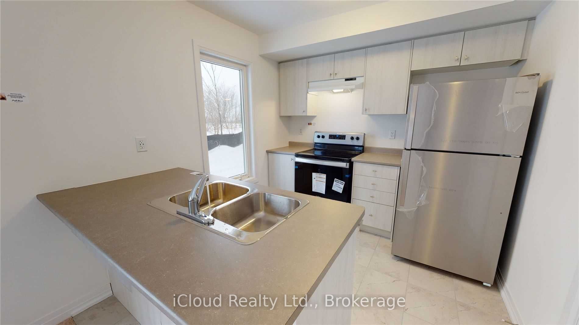 58 Brown Bear Street, Barrie 4
