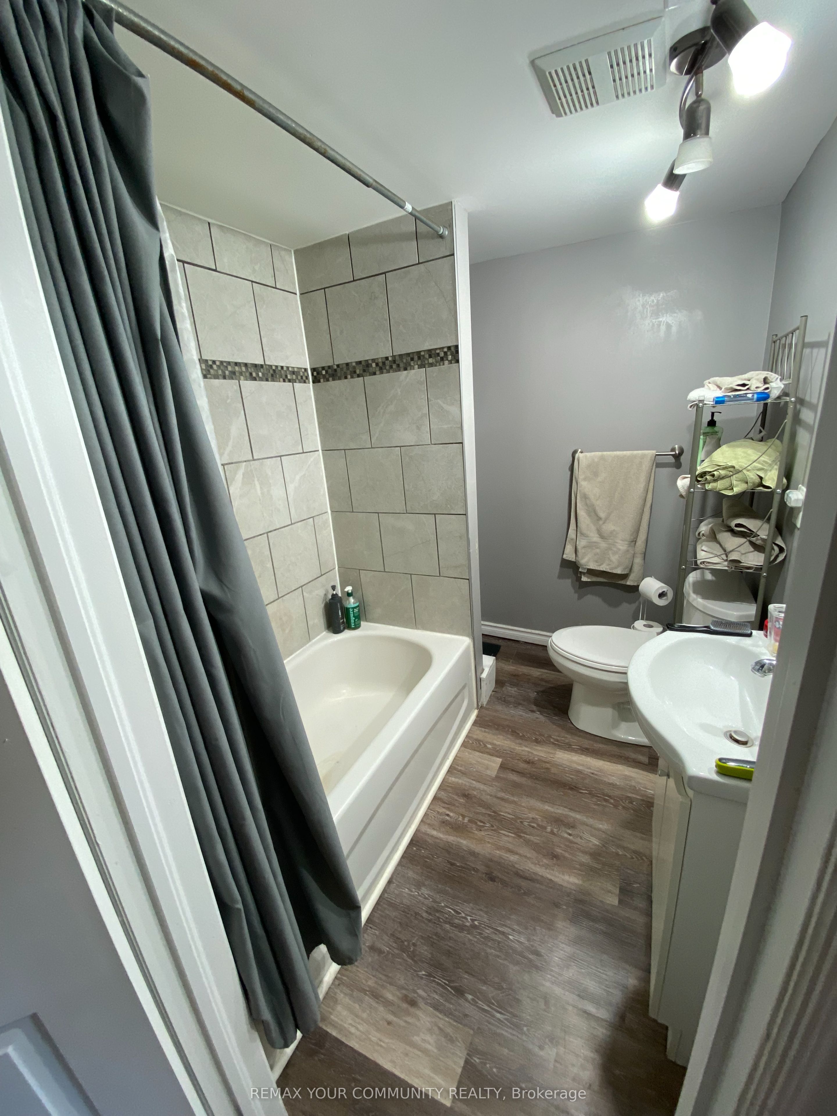 Unit basement - 188 St Vincent Street, Barrie 5