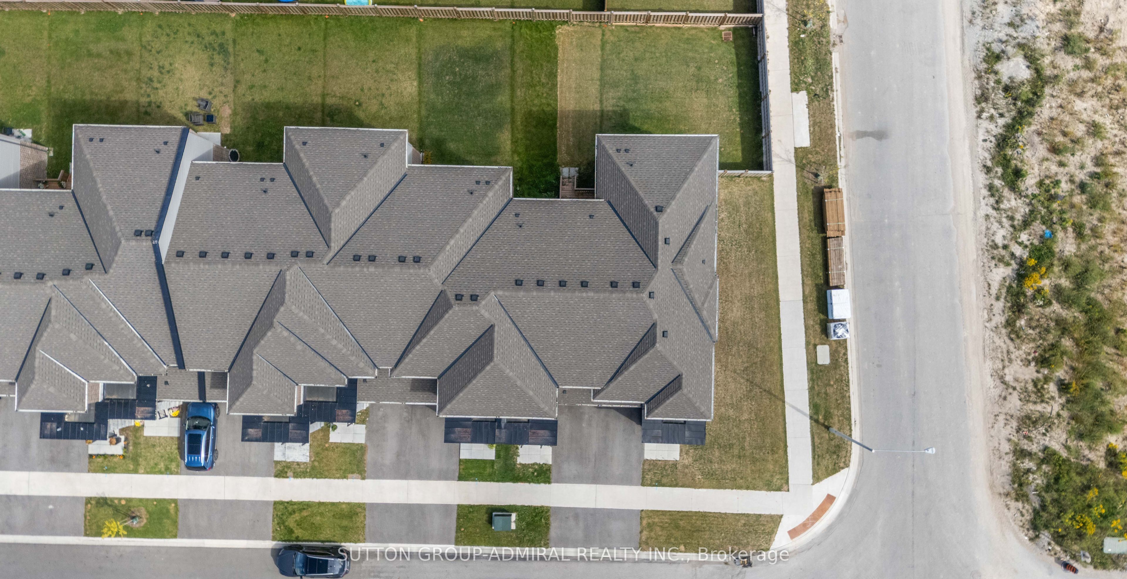 4 Rochester Drive, Barrie 3