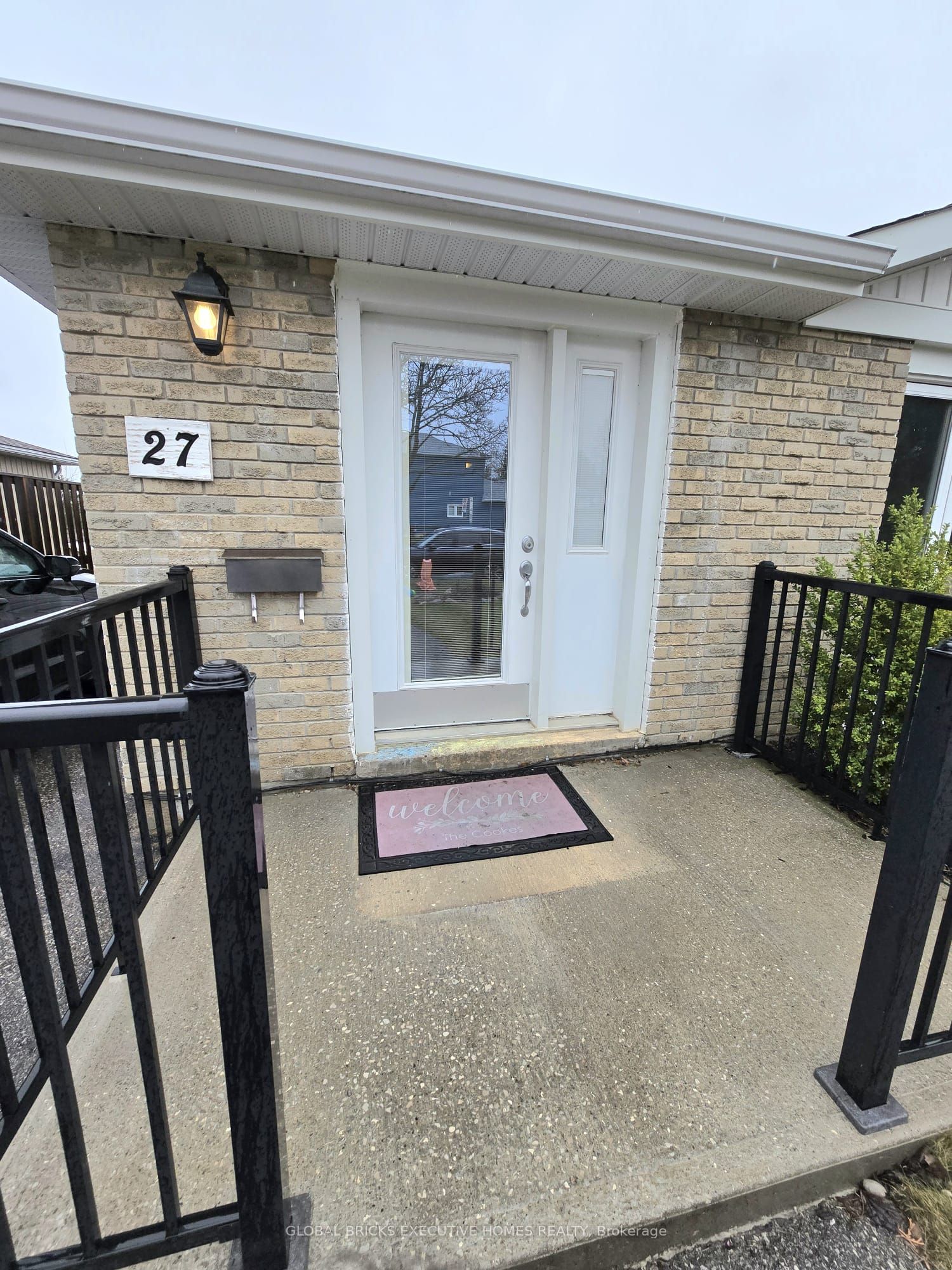 Unit Main - 27 Browning Trail, Barrie 2