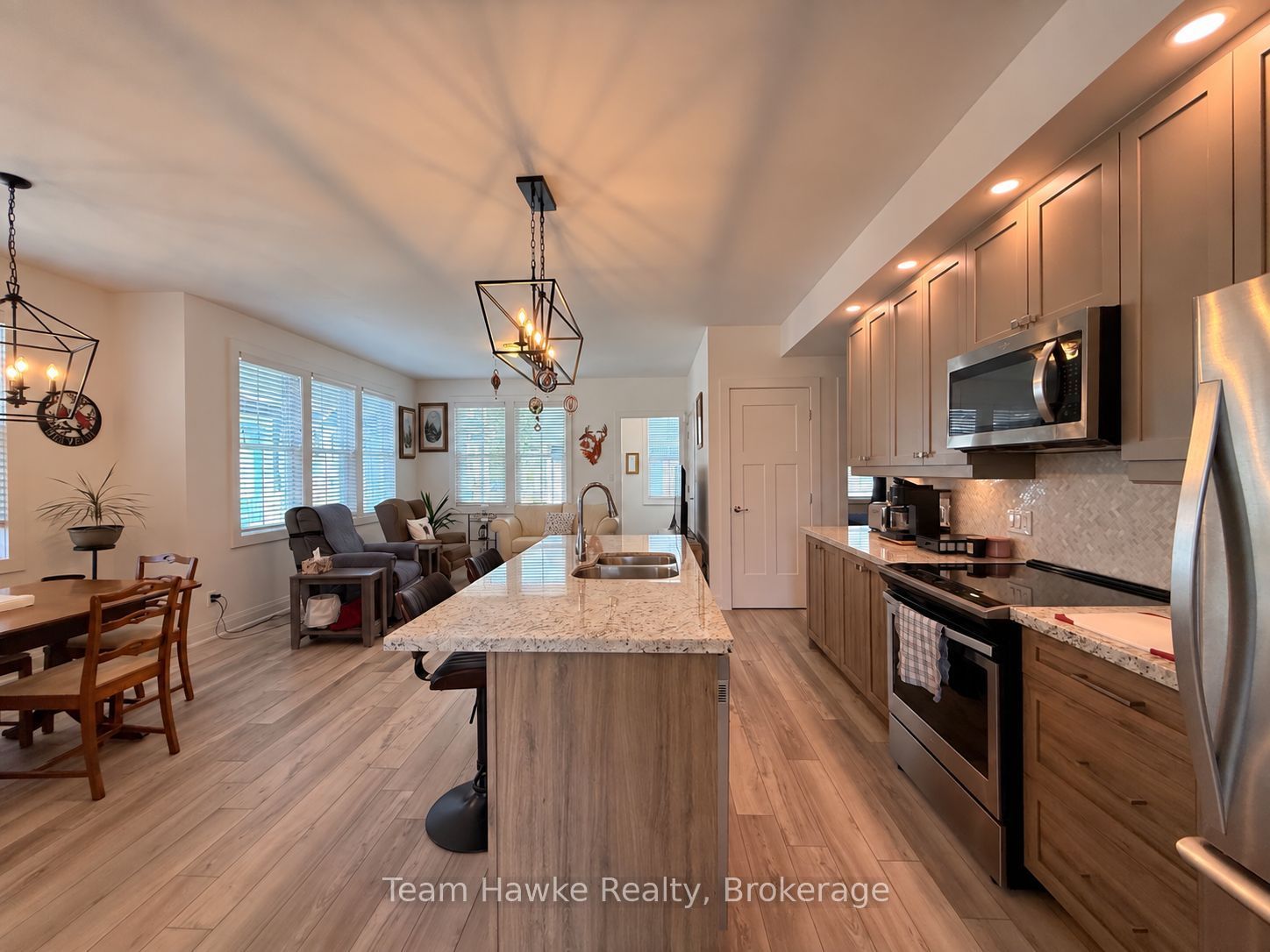 10 Samantha Lane, Midland 5