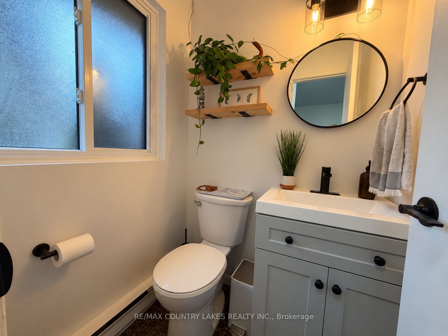 Unit 18 - 2 Paradise Boulevard, Ramara 4