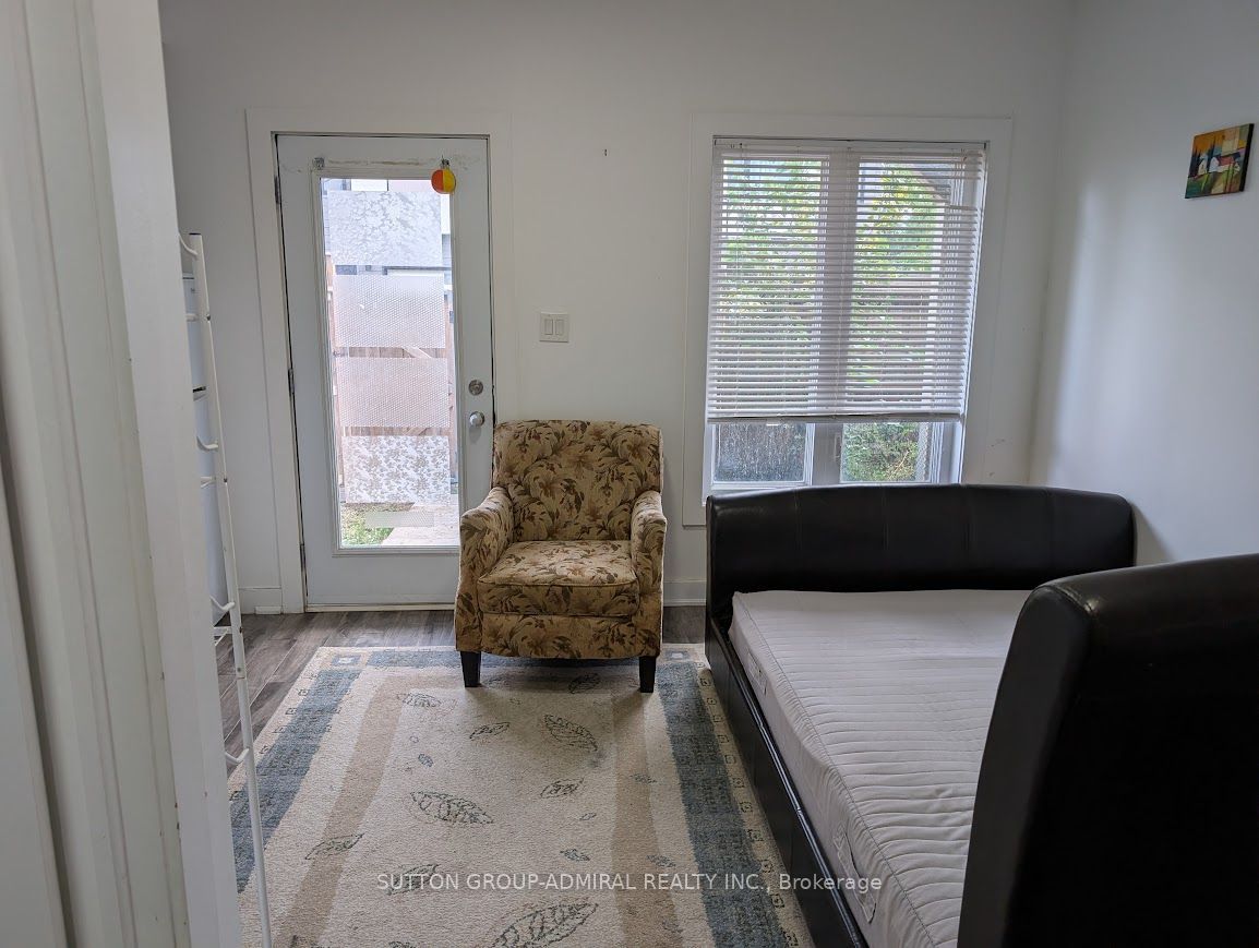 Unit 17 Bachelor - 540 Essa Road, Barrie 5