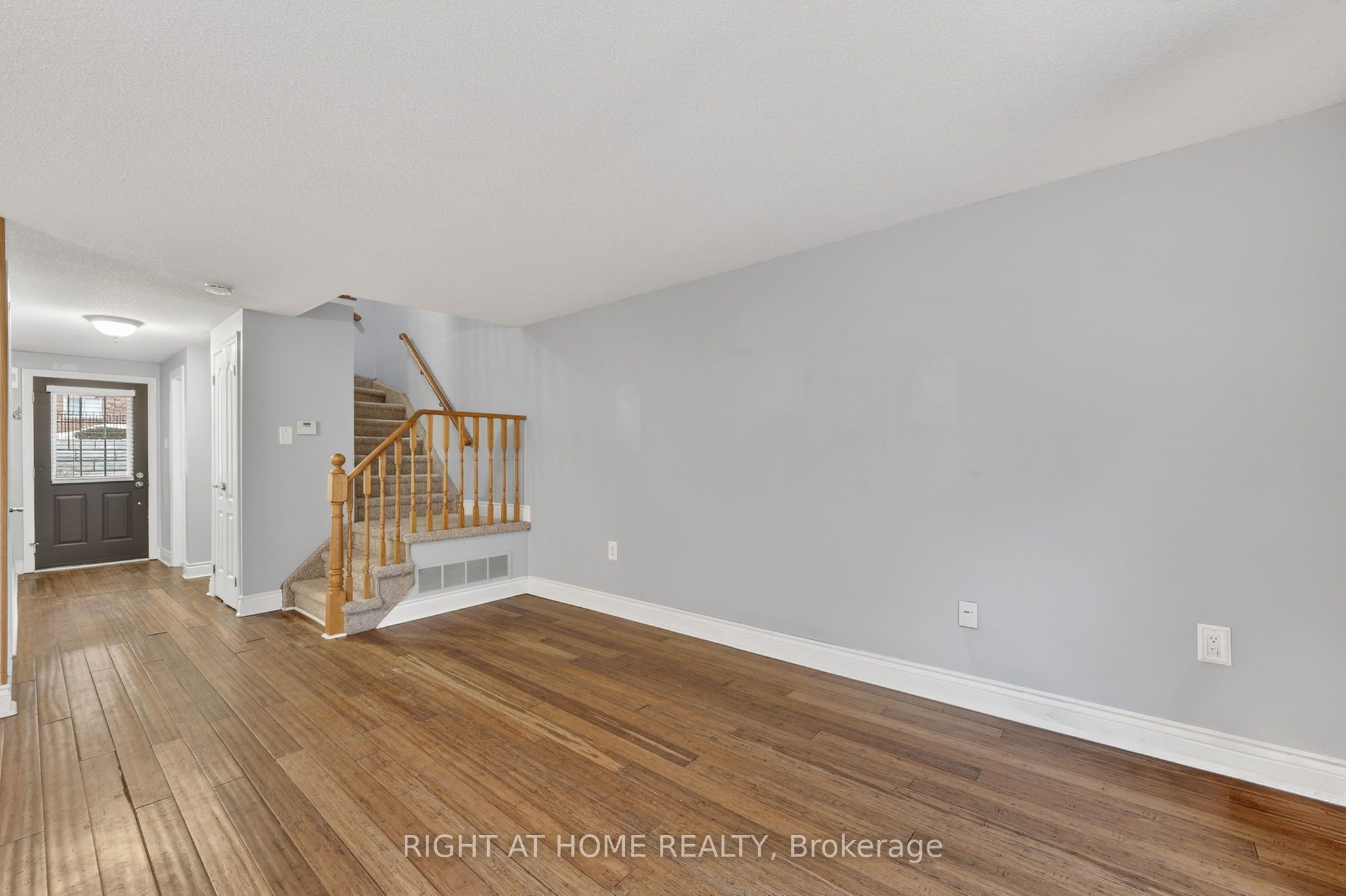Unit 10 - 32 Sawmill Road, Barrie 5