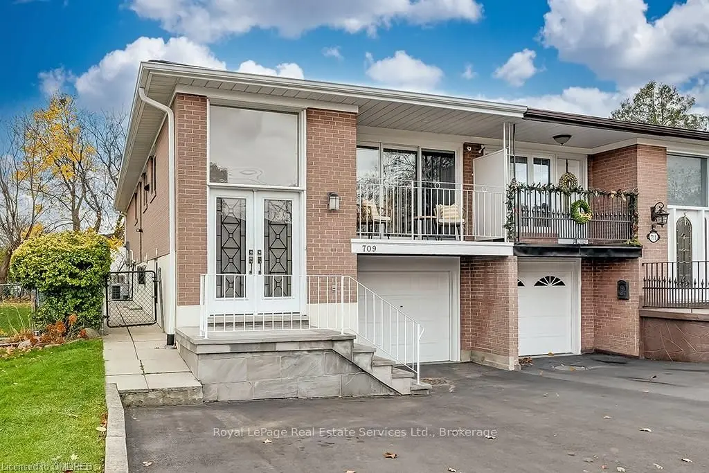 709 ABANA Road, Mississauga, Ontario For Sale | HouseSigma