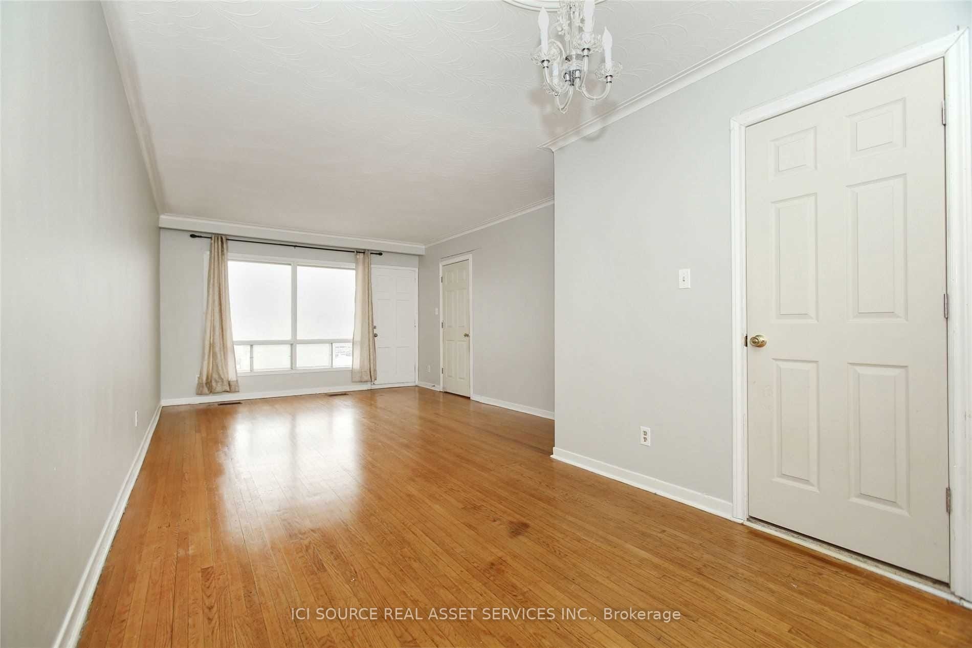 Unit Main Fl - 117 Firgrove Crescent, North York 4