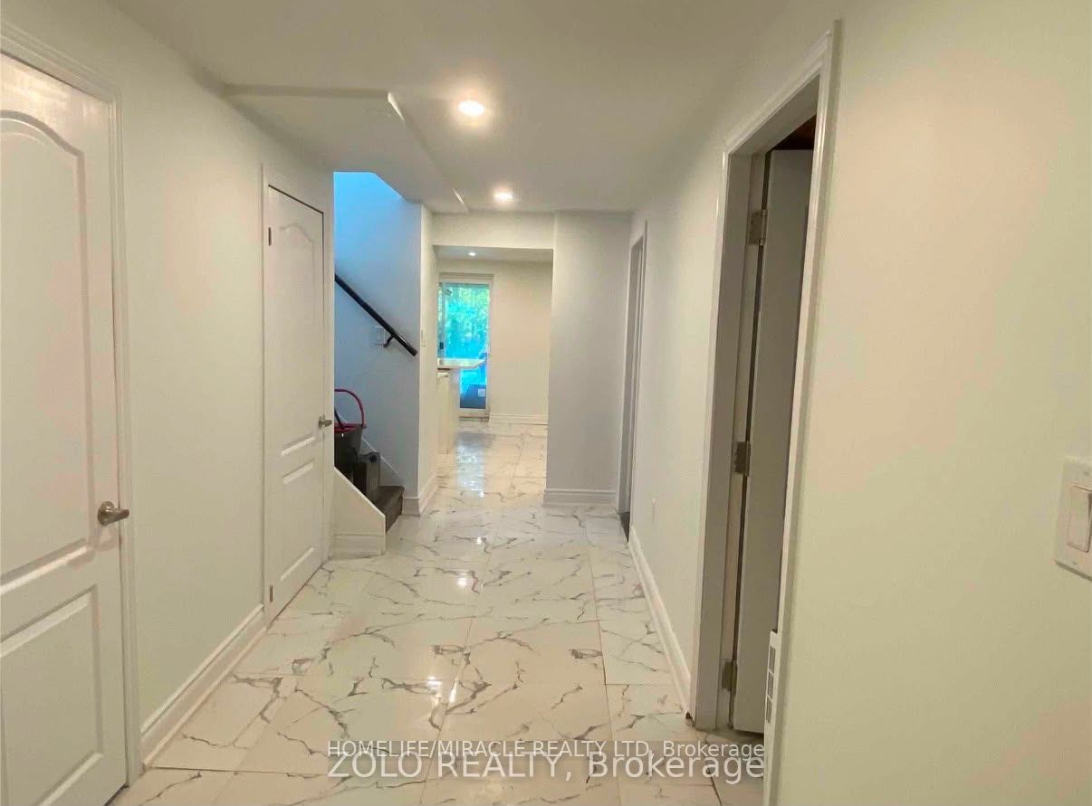 236 Basem Renforth Drive, Etobicoke 3