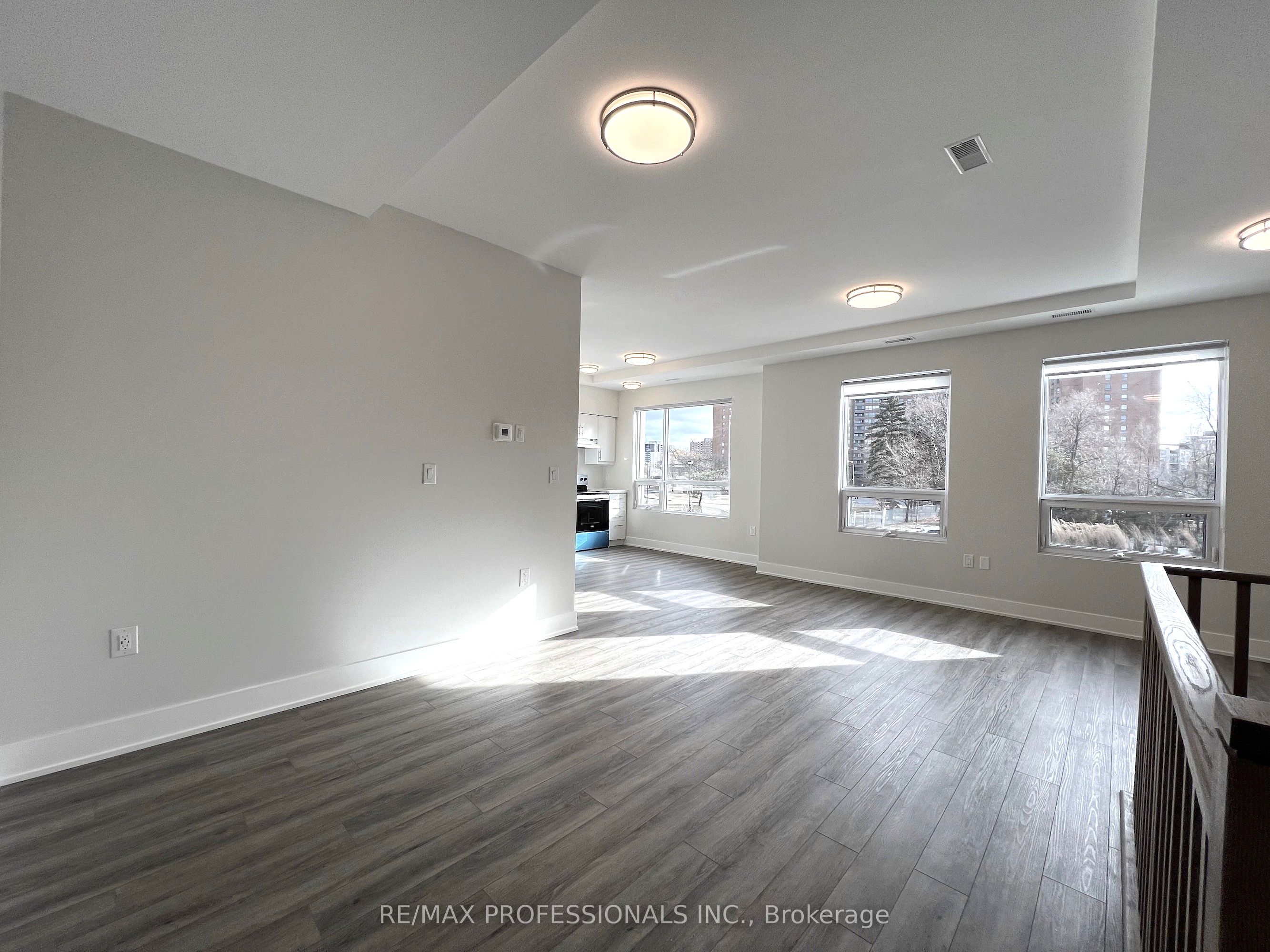 Unit 102 - 62 Dixfield Drive, Etobicoke 4