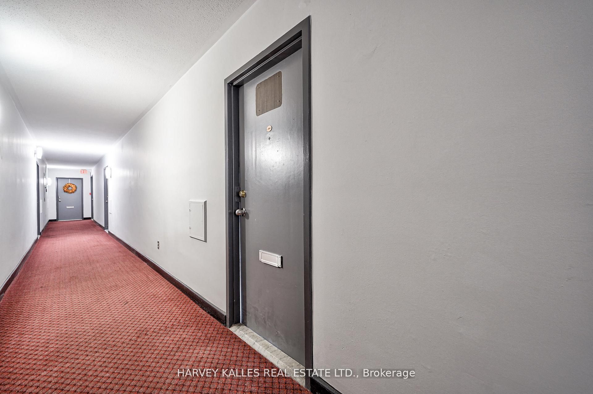 Unit 501 - 2000 Sheppard Avenue W, North York 5