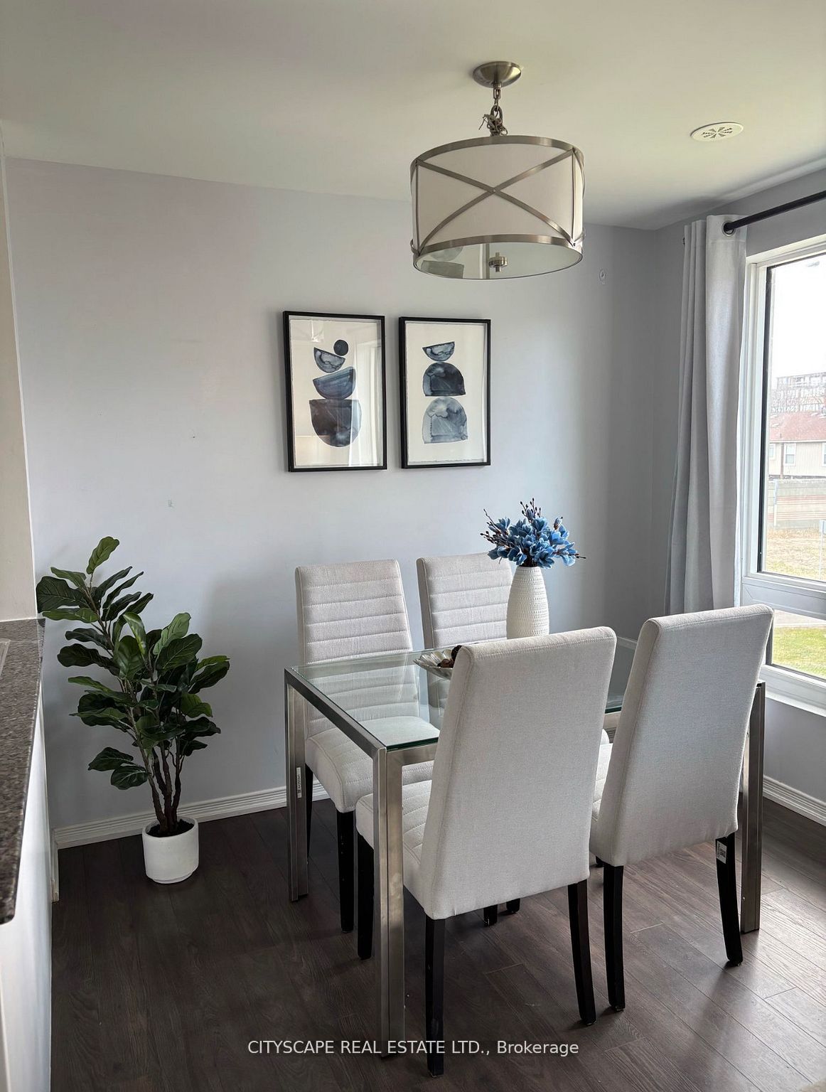 Unit 213 - 7 Applewood Lane, Etobicoke 5