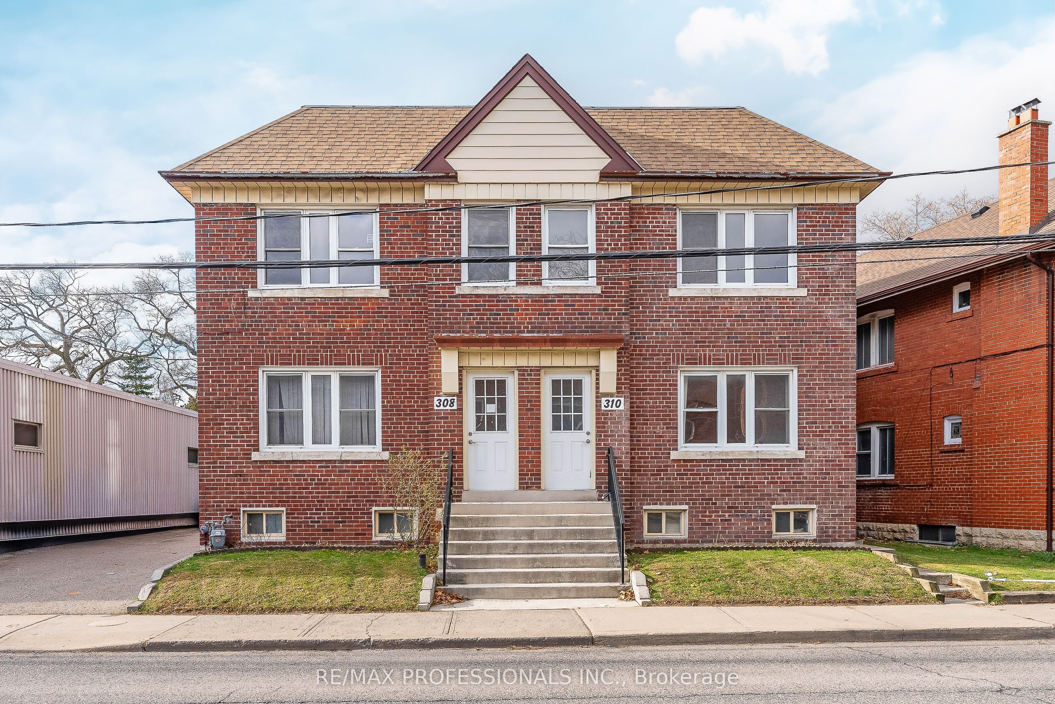 Unit Upper - 308 Jane Street, Toronto 5