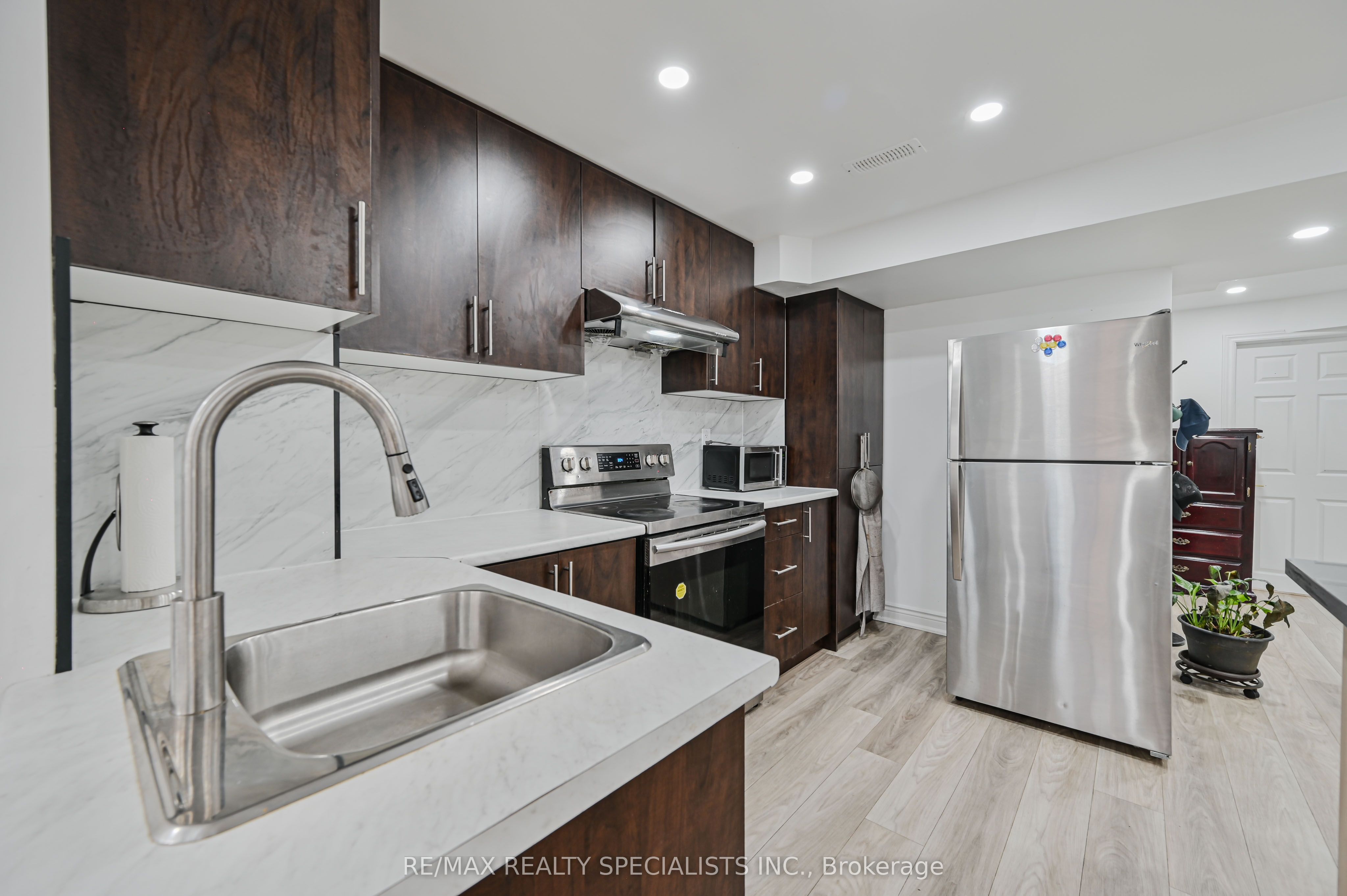Unit BSMT - 72 Village Lake Crescent, Brampton 5
