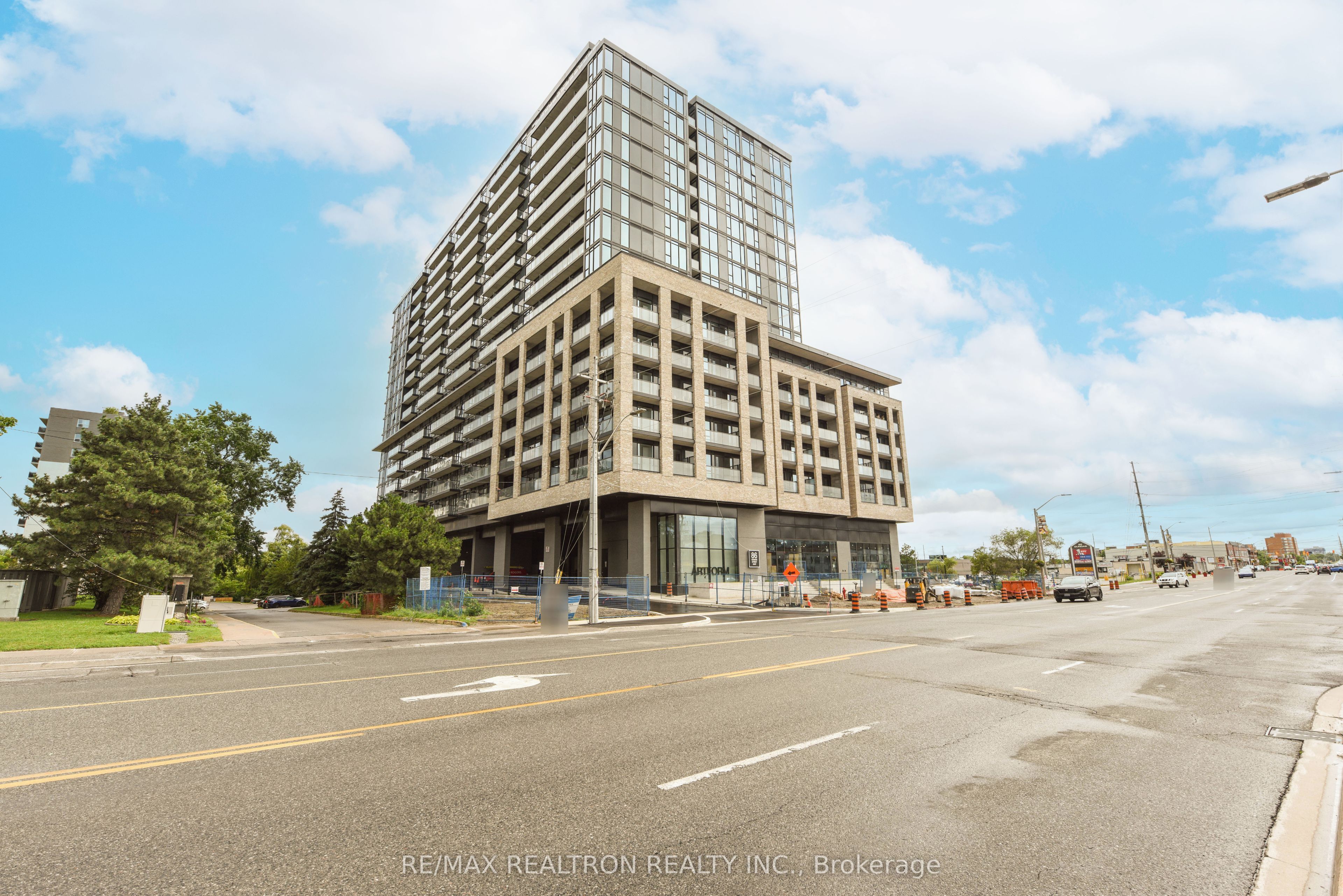 Unit 410 - 86 Dundas Street E, Mississauga 2