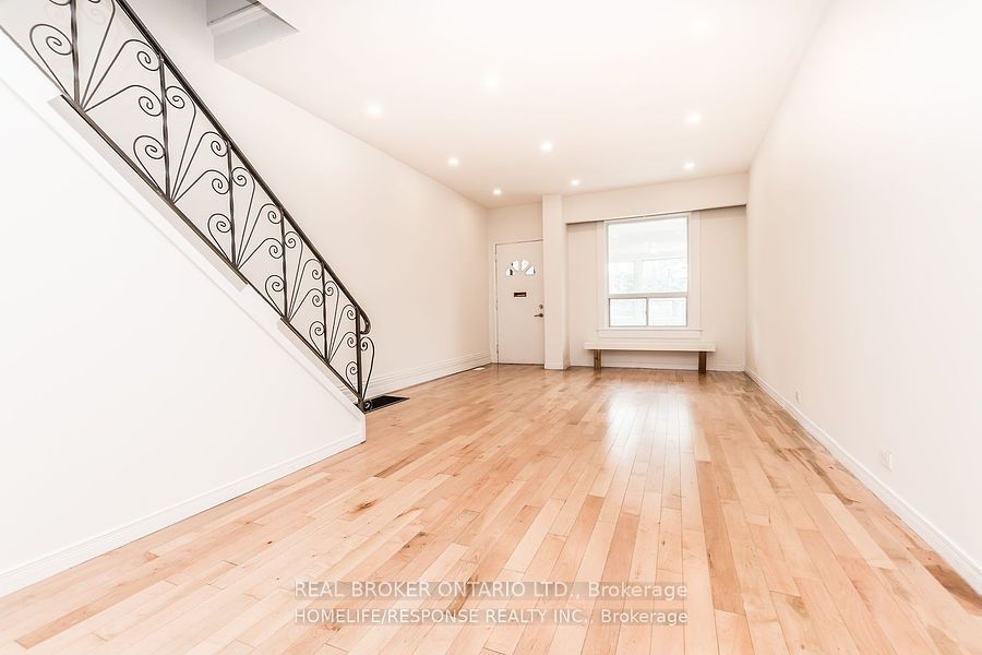Unit Upper - 20 Golden Avenue, Toronto 2