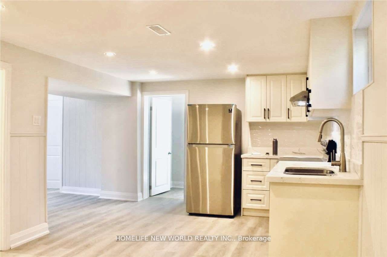 Unit Lower - 43 Blaketon Road, Etobicoke 2