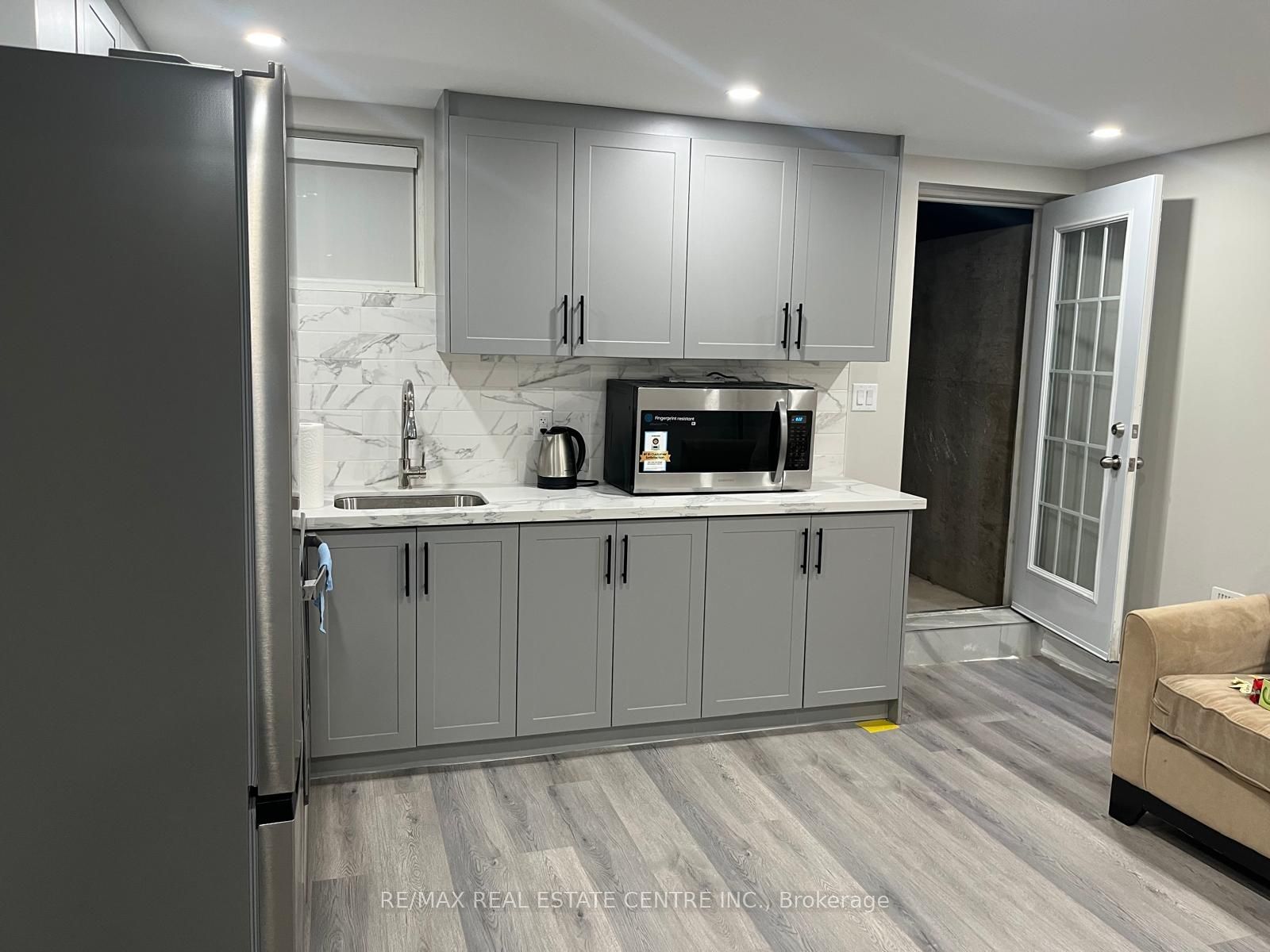 Unit Basement - 1050 Farmstead Drive, Milton 4