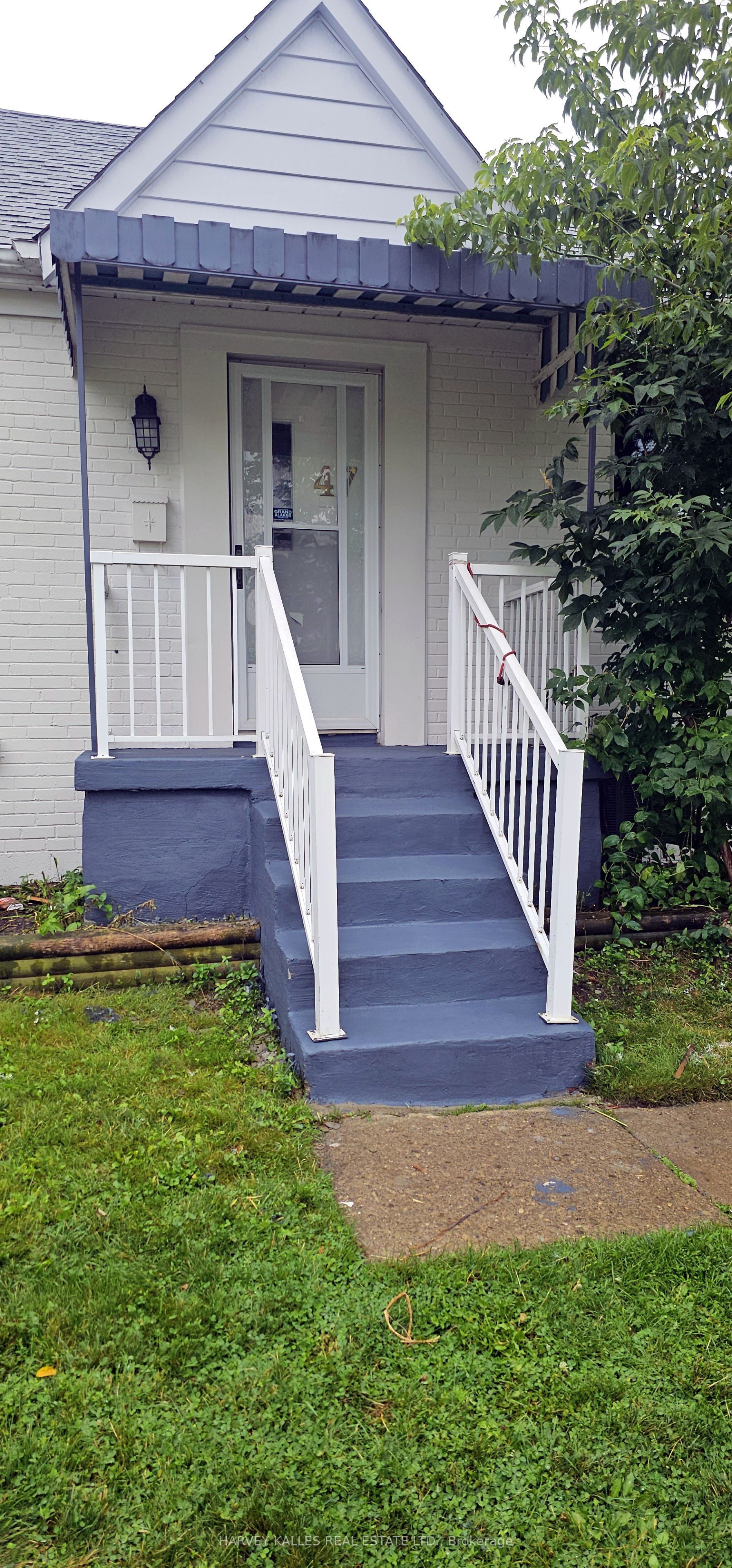 Unit Lower - 47 Stayner Avenue, North York 2