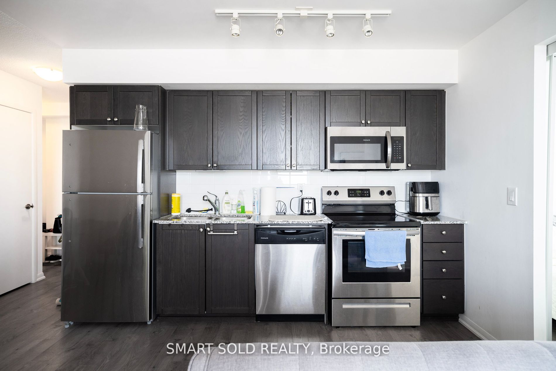 Unit 1212 - 3091 Dufferin Street, North York 5