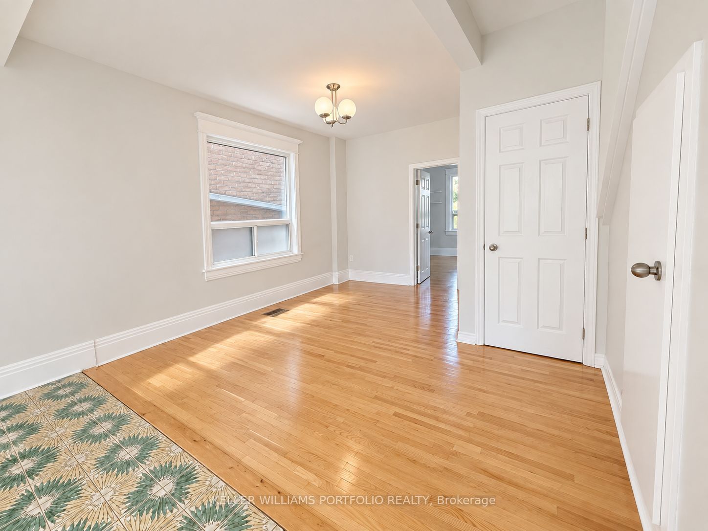 Unit Main Fl - 184 Franklin Avenue, Toronto 3