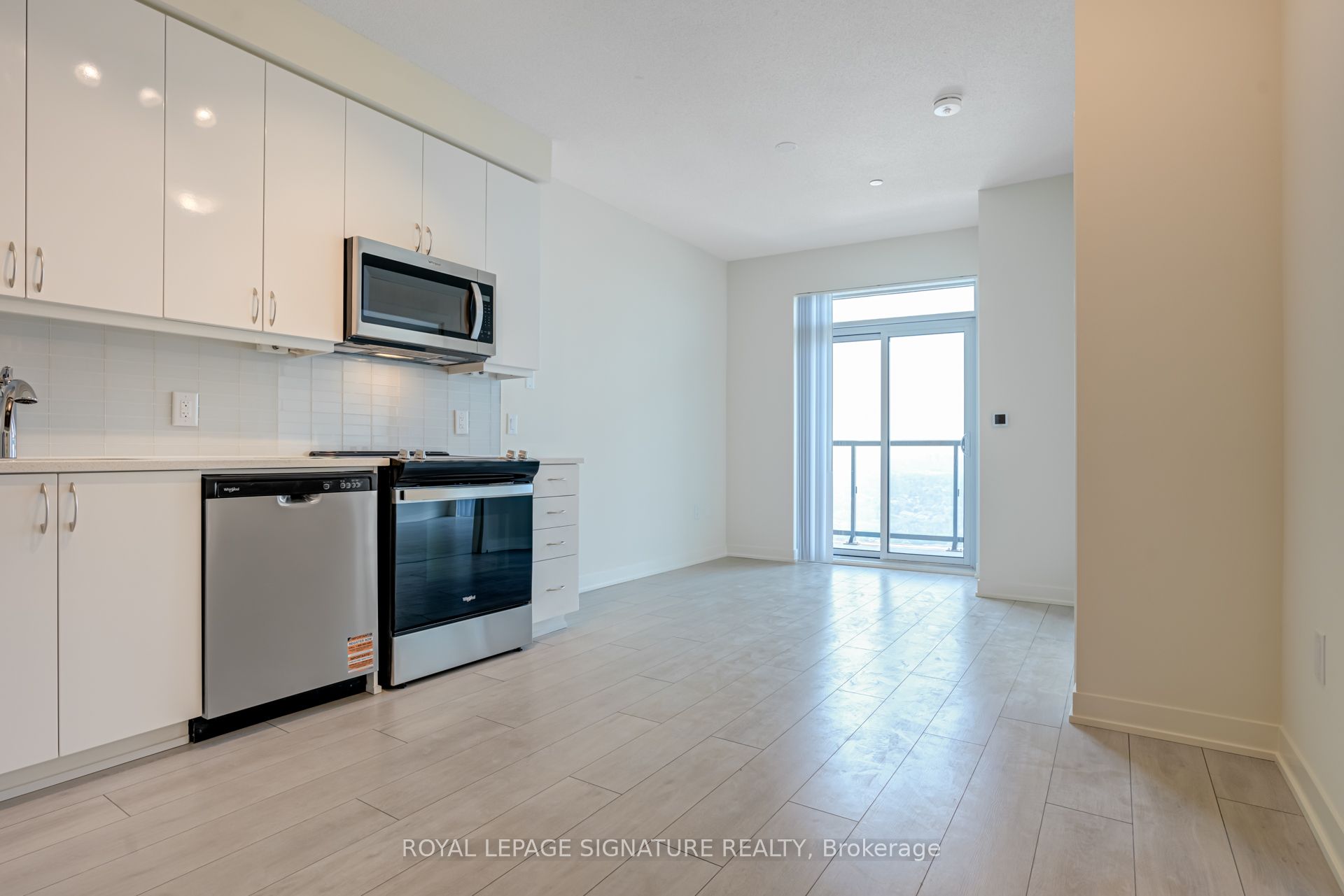 Unit 4210 - 38 Annie Craig Drive, Etobicoke 5