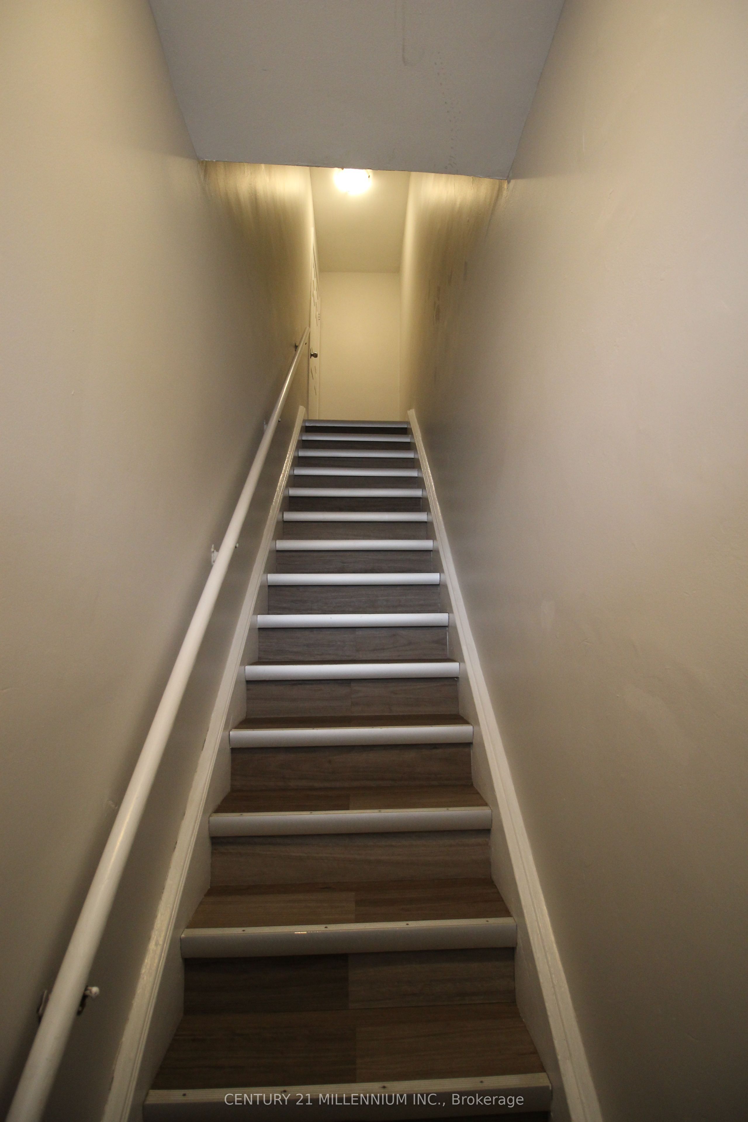 Unit Upper - 2991 Islington Avenue, North York 2