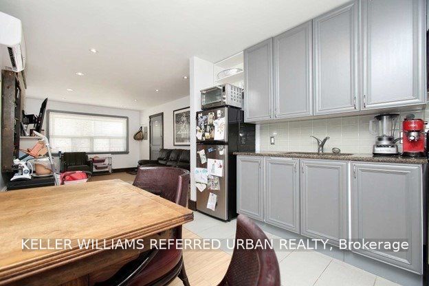 Unit Main - 2286 Dufferin Street, Toronto 3