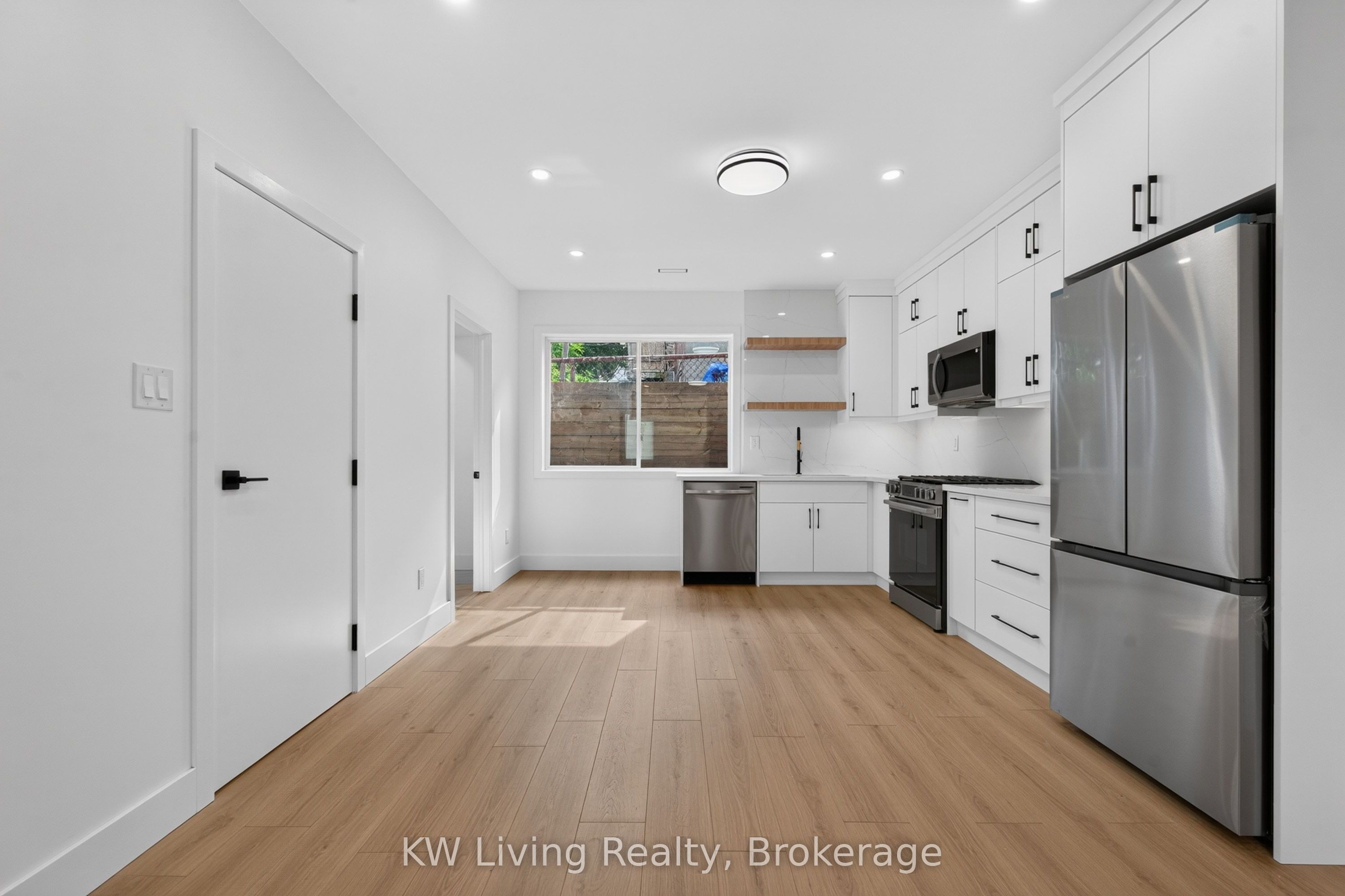 Unit Garden Suite - 6 Kirknewton Road, Toronto 5