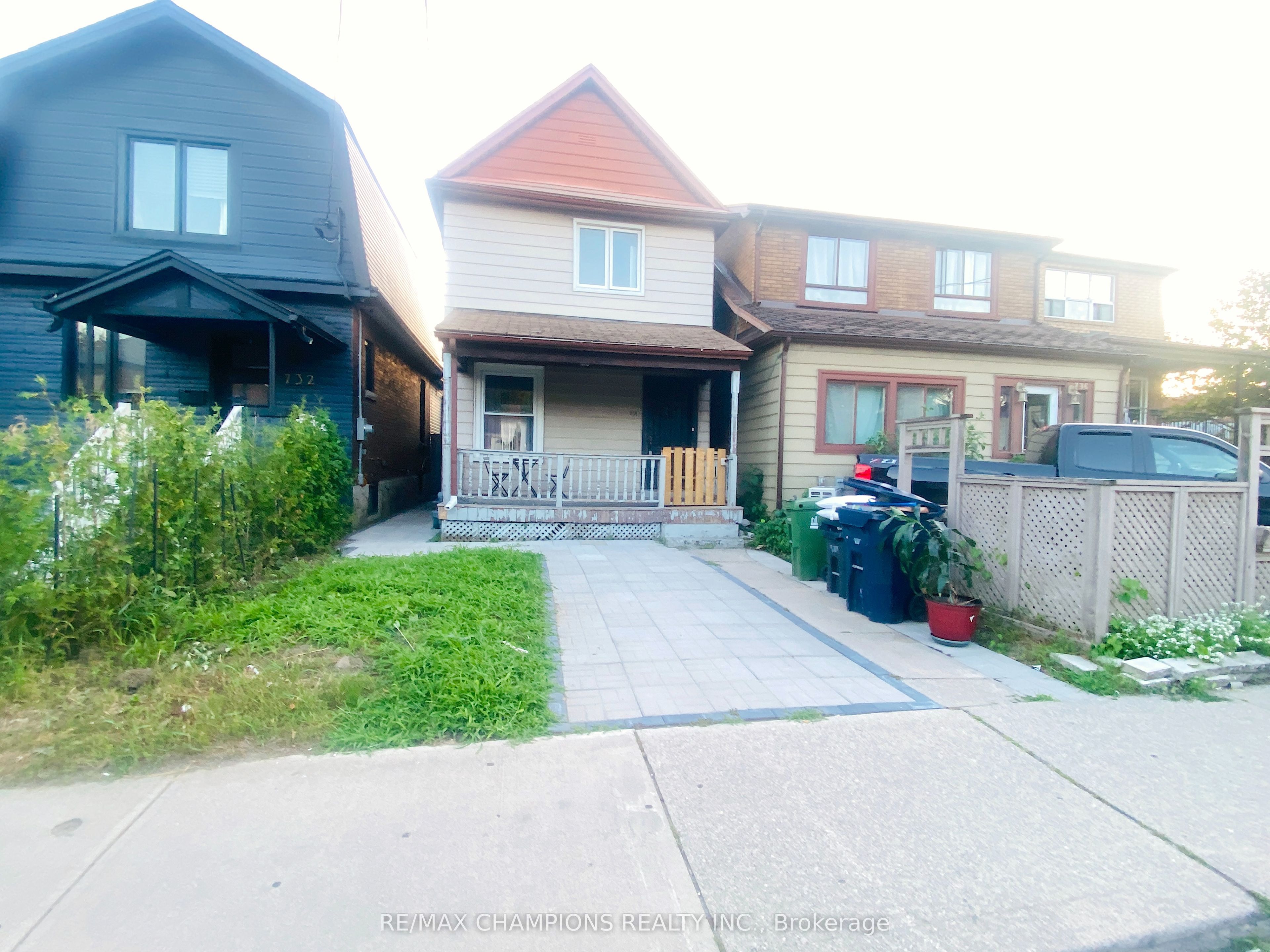 Unit Main - 734 Willard Avenue, Toronto 3