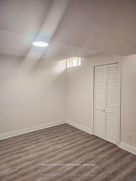 (Address not available), Brampton 3