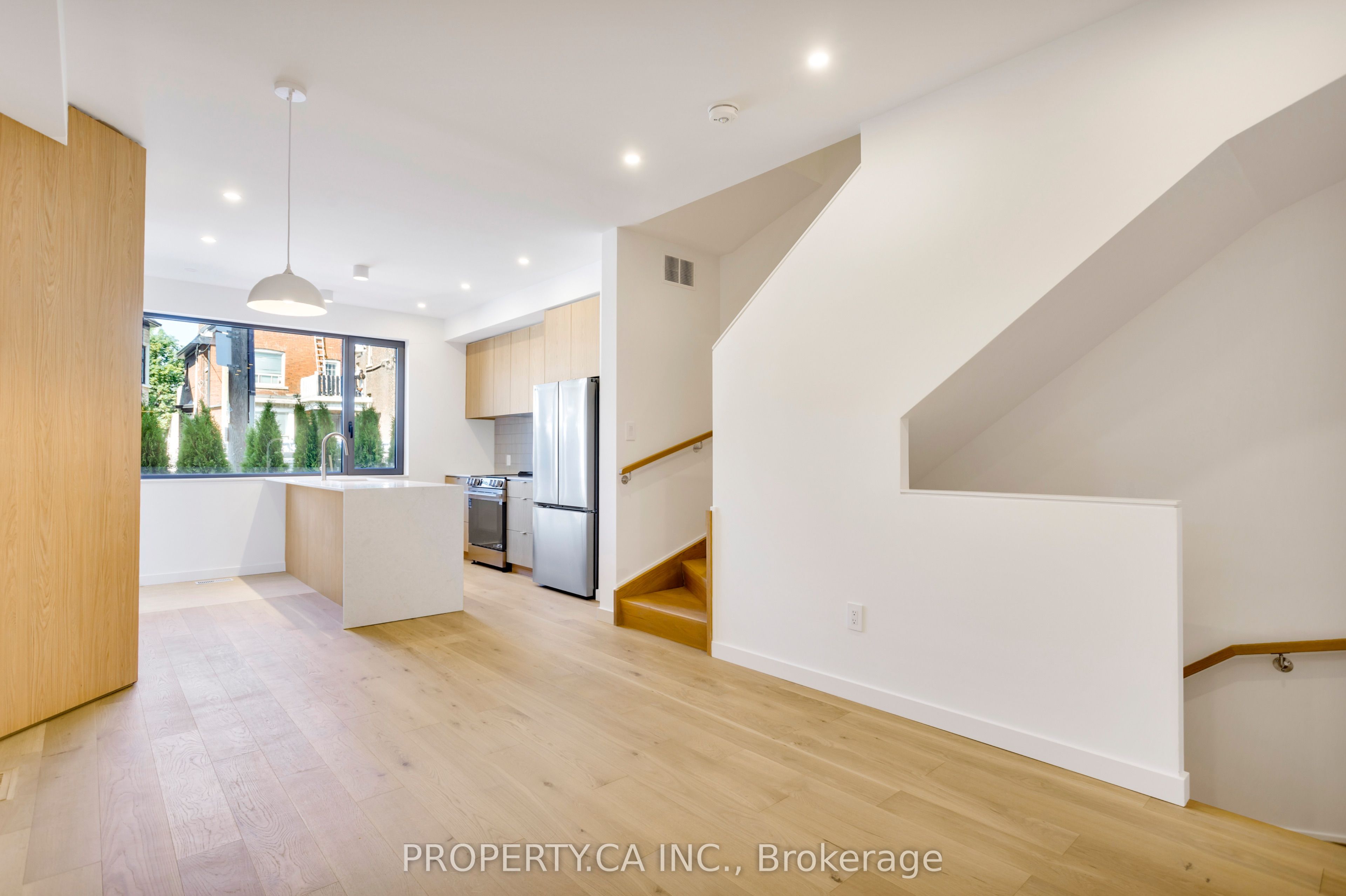 Unit Unit 3 - 301 Keele Street, Toronto 2