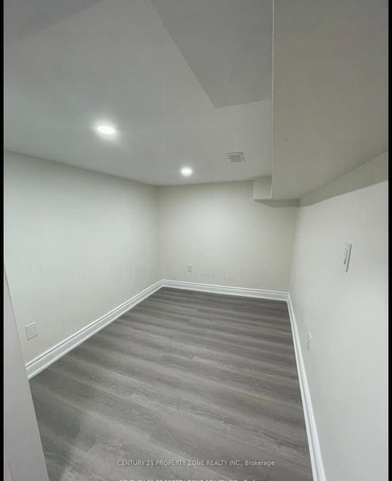 Unit Bsmt - 41 Hashmi Place, Brampton 4