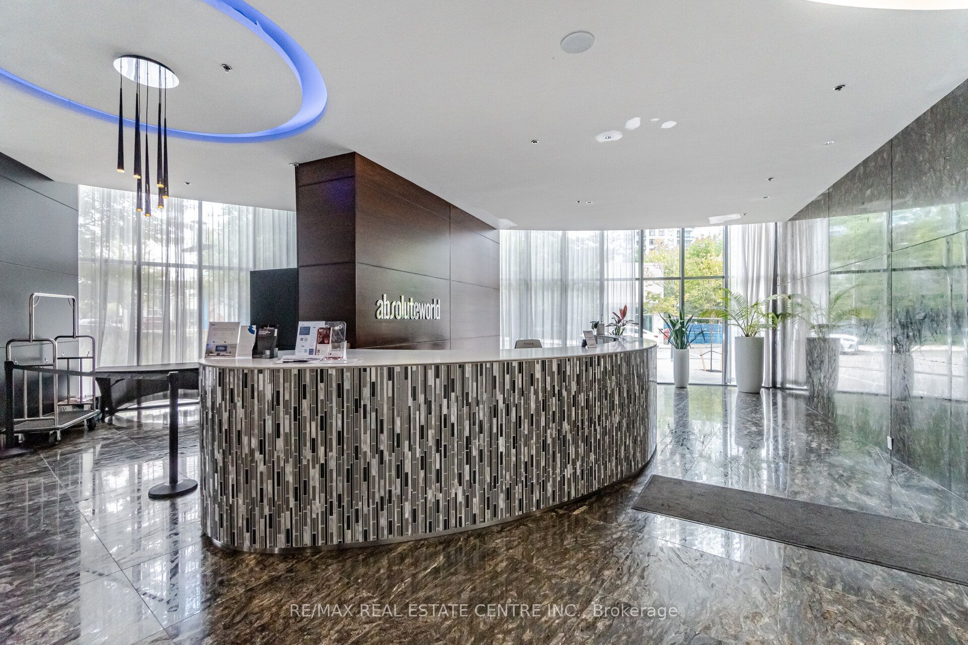 Unit LPH8 - 50 Absolute Avenue, Mississauga 2