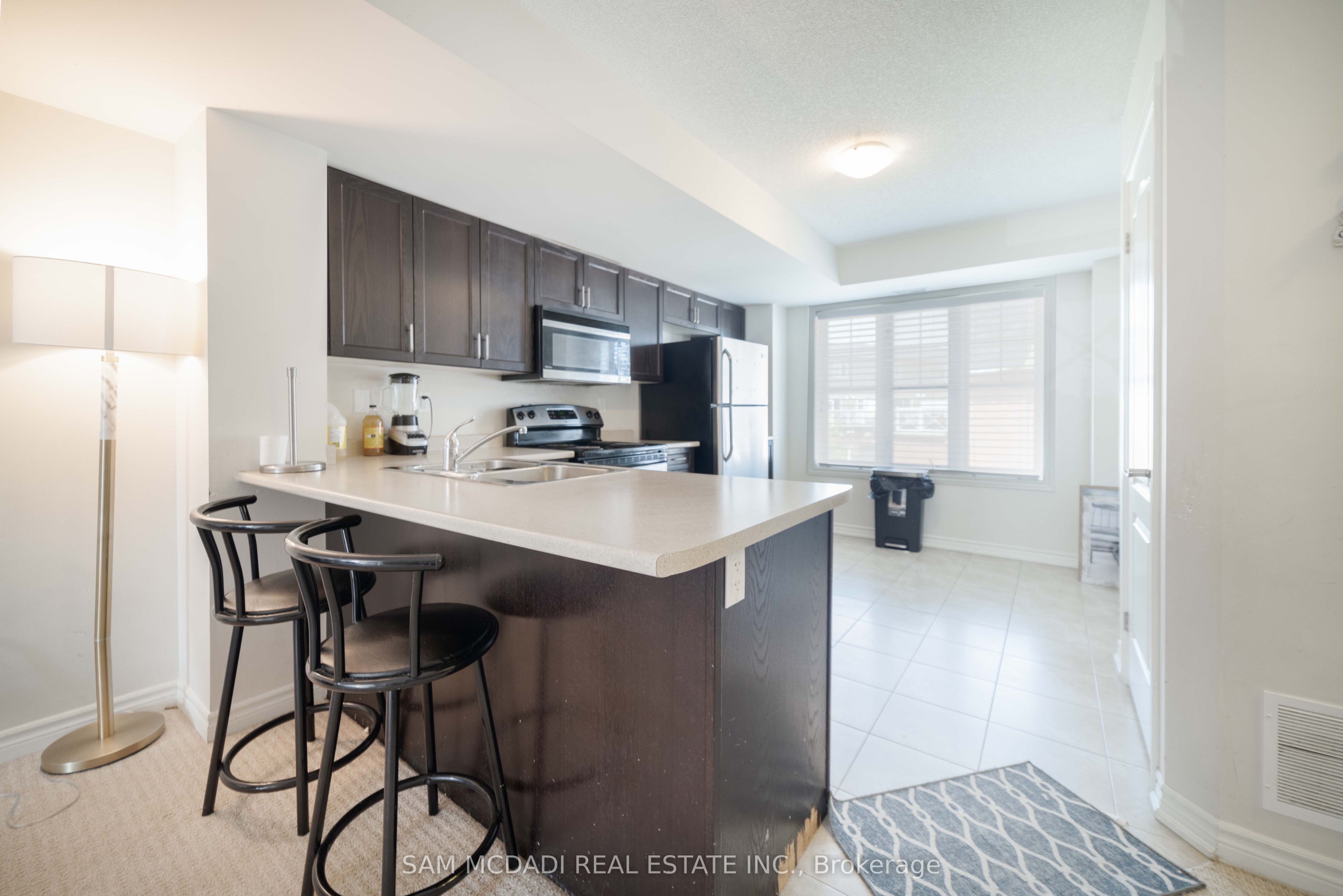 Unit 103 - 1380 Costigan Road, Milton 5