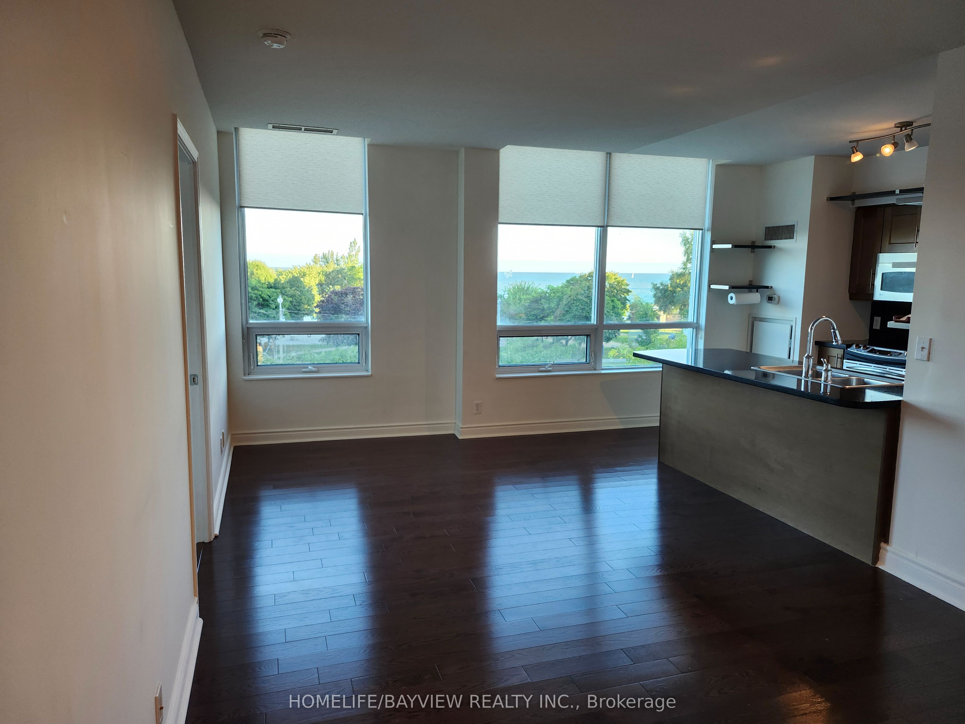 Unit 404 - 1900 Lake Shore Boulevard W, Toronto 2