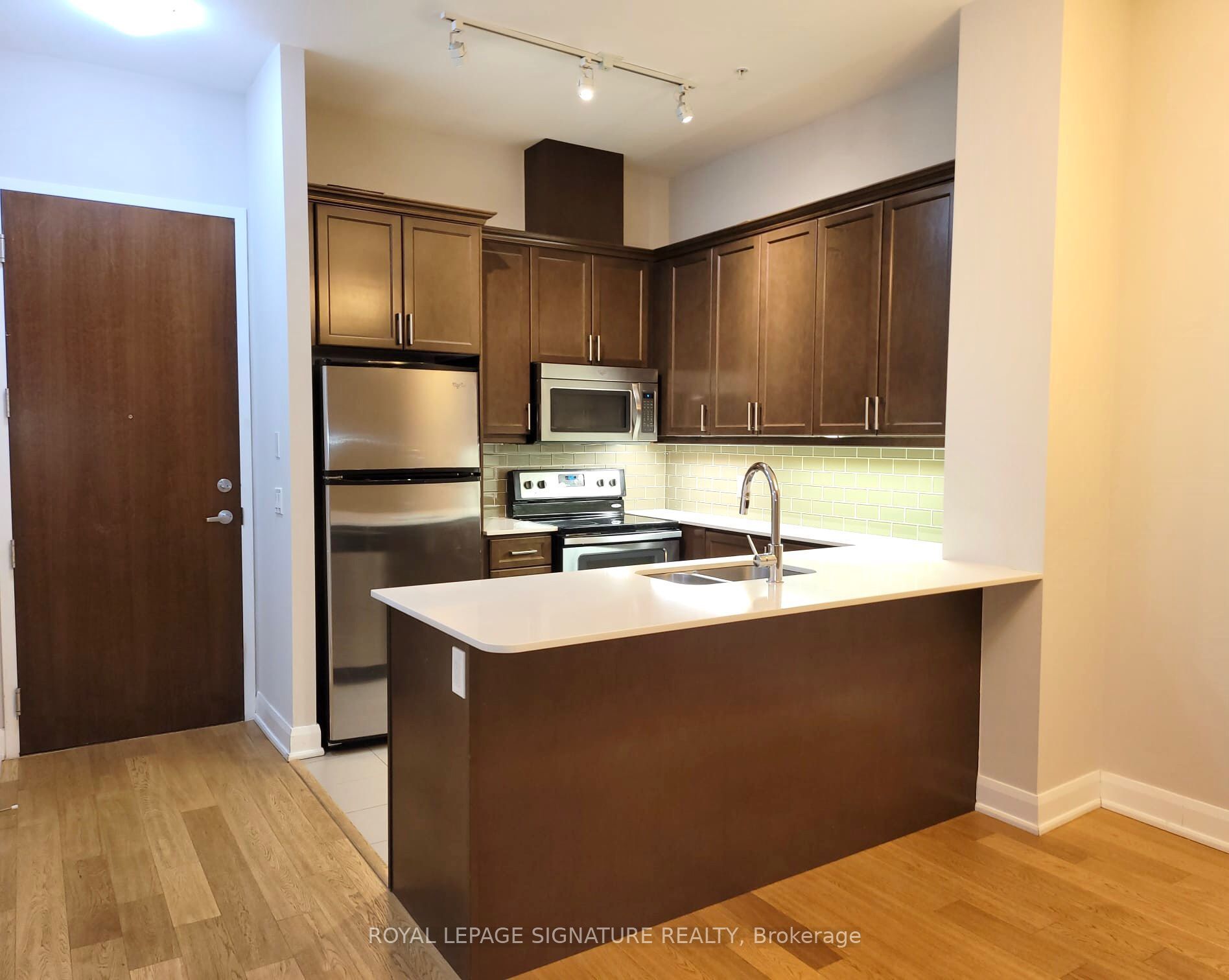 Unit 123 - 2480 Prince Michael Drive, Oakville 2
