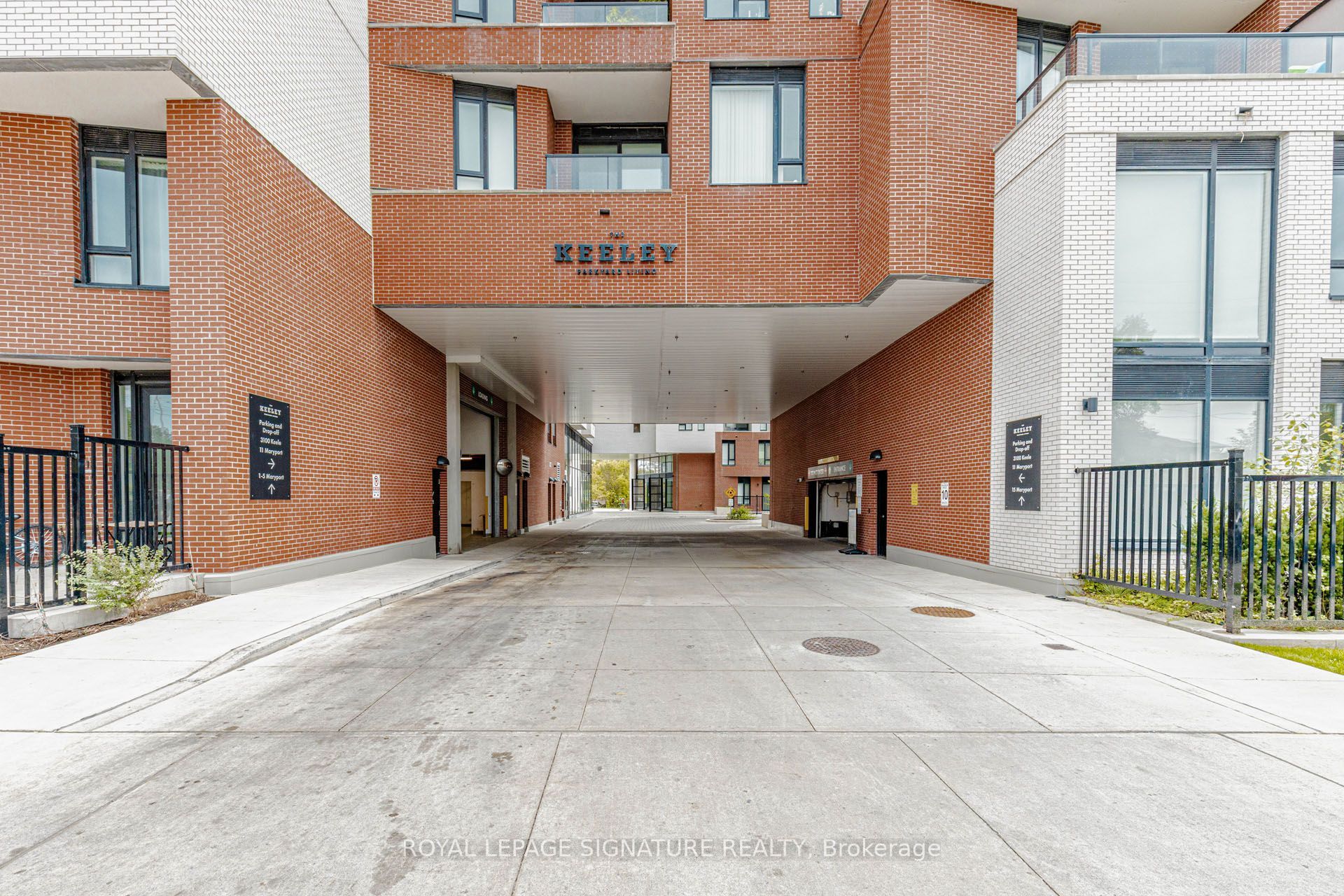 Unit 540 - 3100 Keele Street, North York 2
