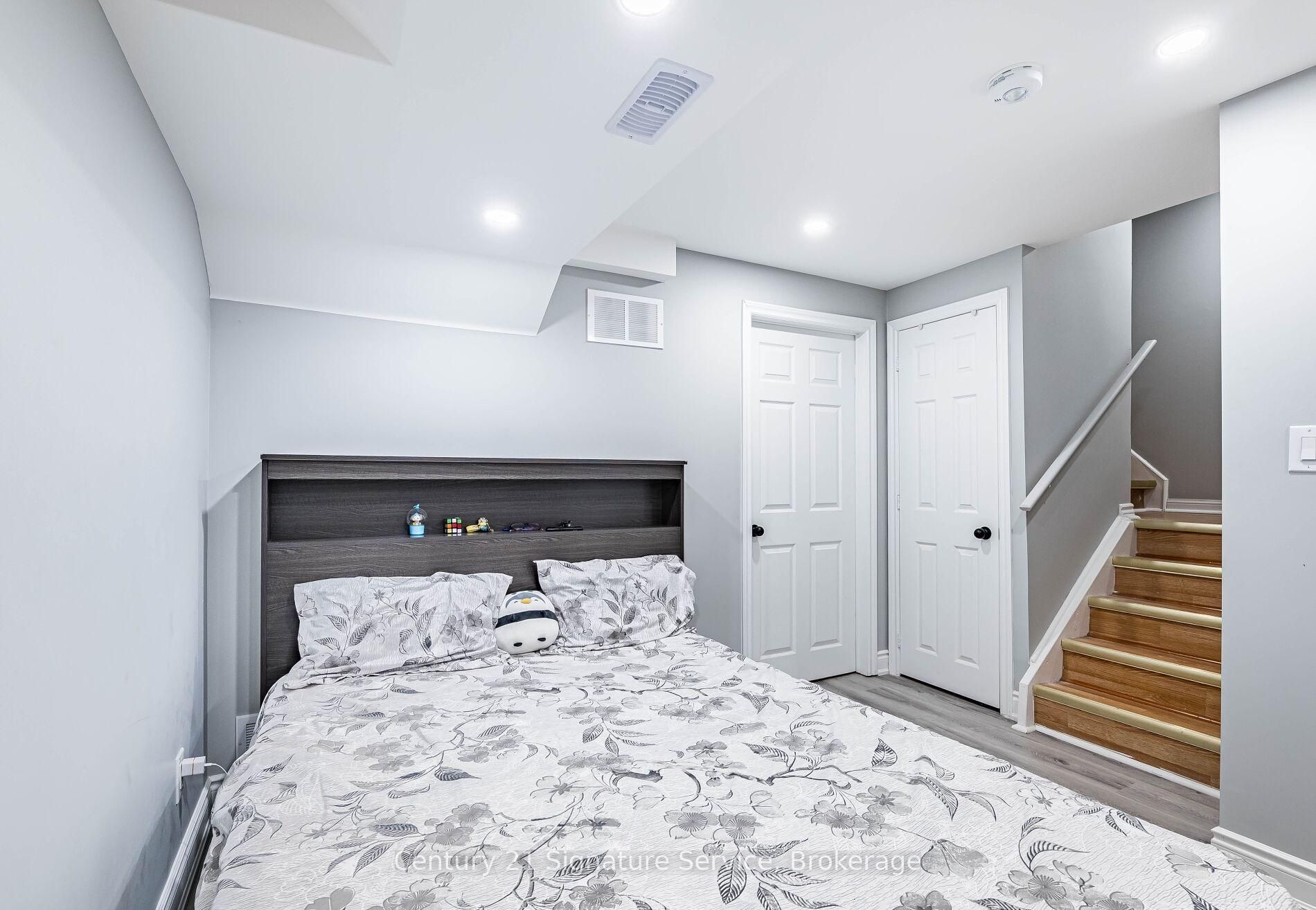 Unit Basement - 7 Dunlop Court, Brampton 5