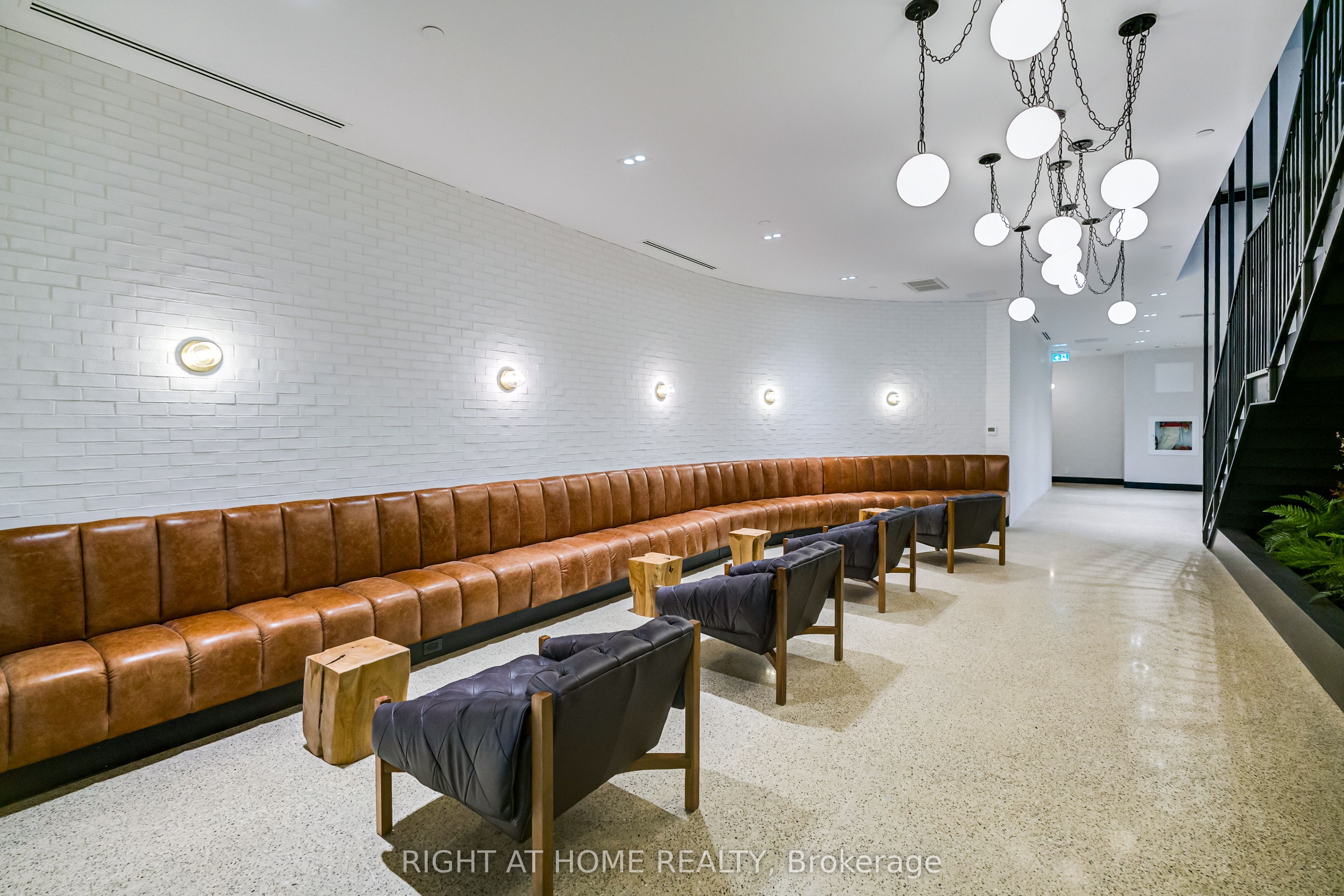 Unit 509 - 2946 Dundas Street W, Toronto 3