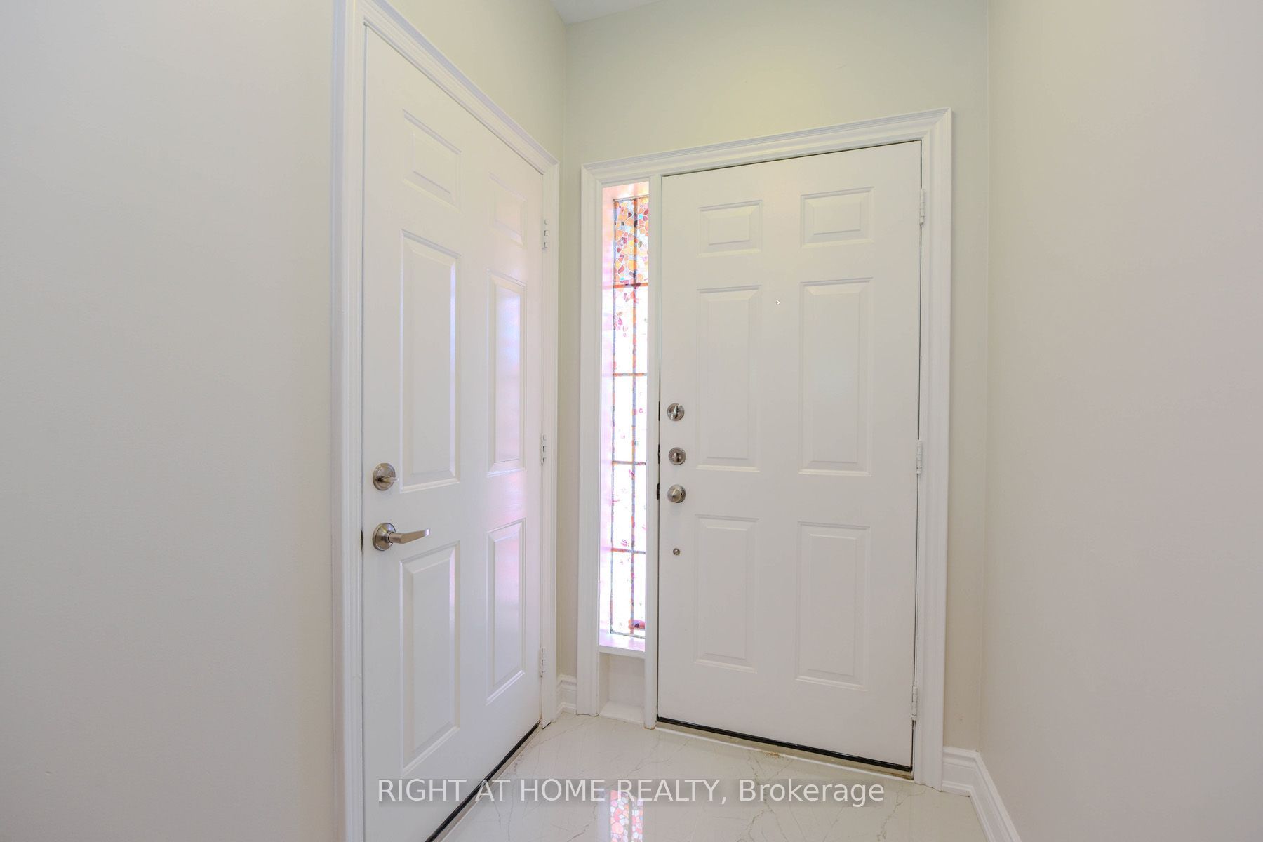 903 Blyleven Boulevard, Mississauga 4