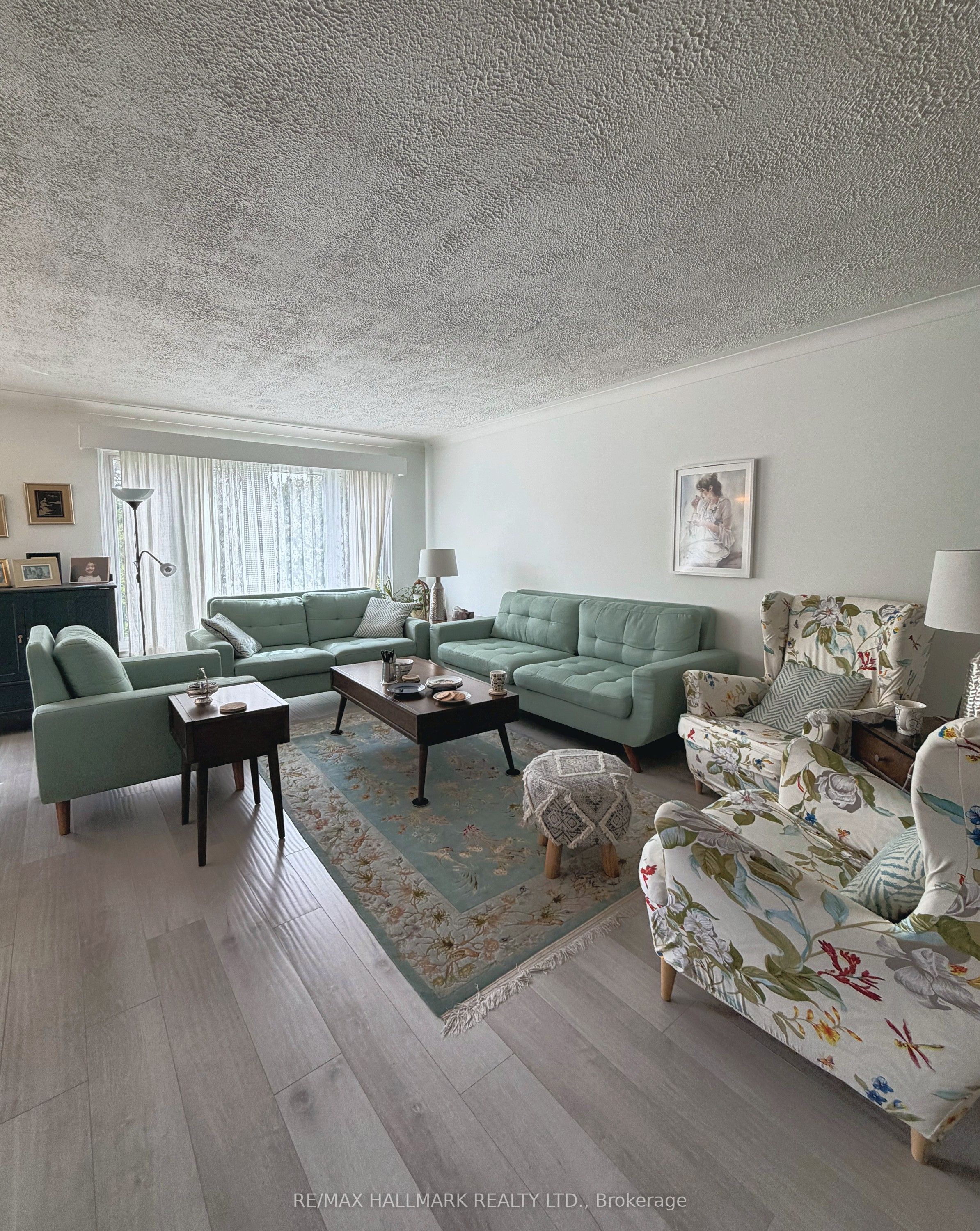 24 Sabine Road, Etobicoke 3