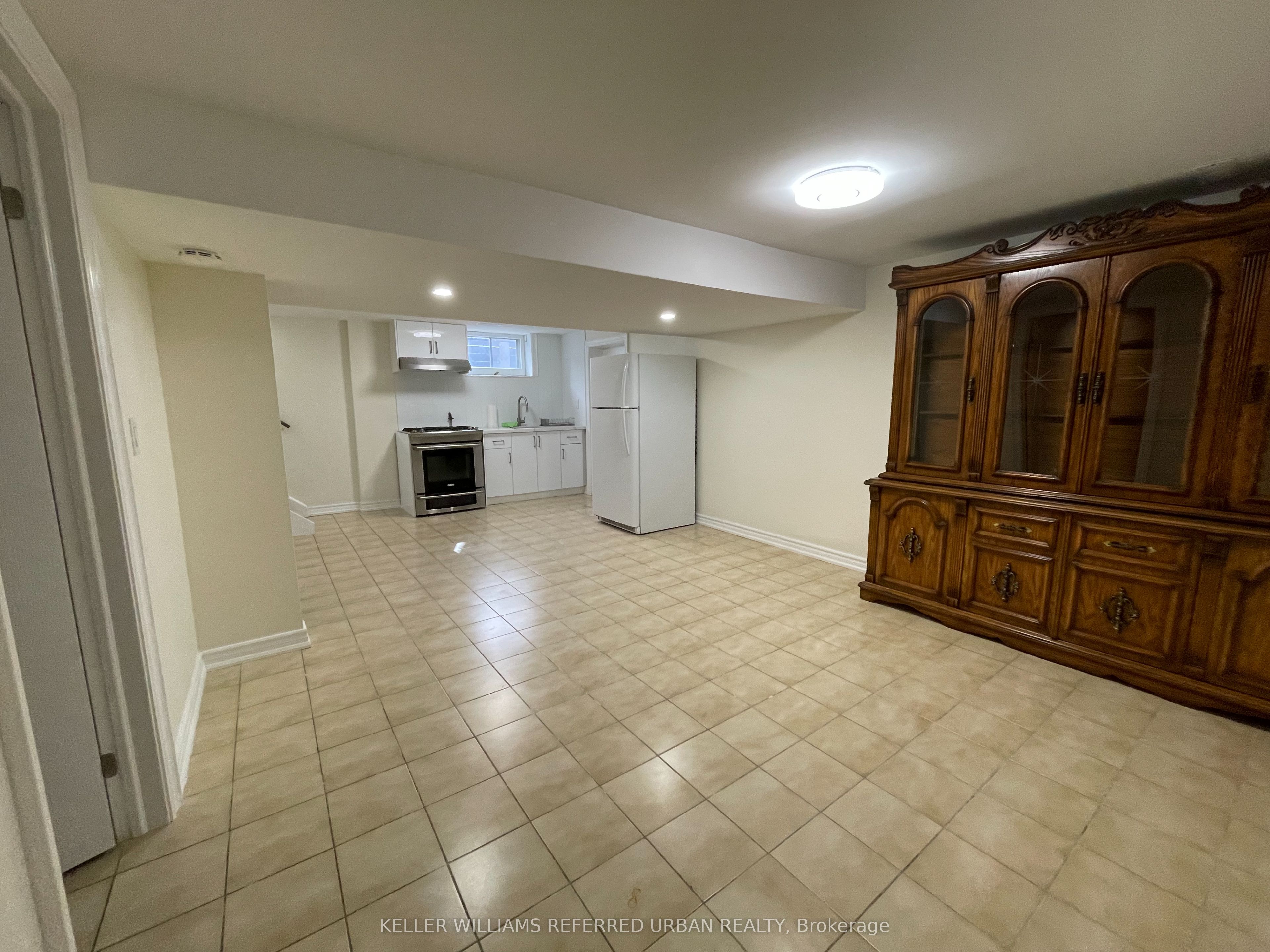 Unit Bsmt - 384 Maple Leaf Drive, North York 2