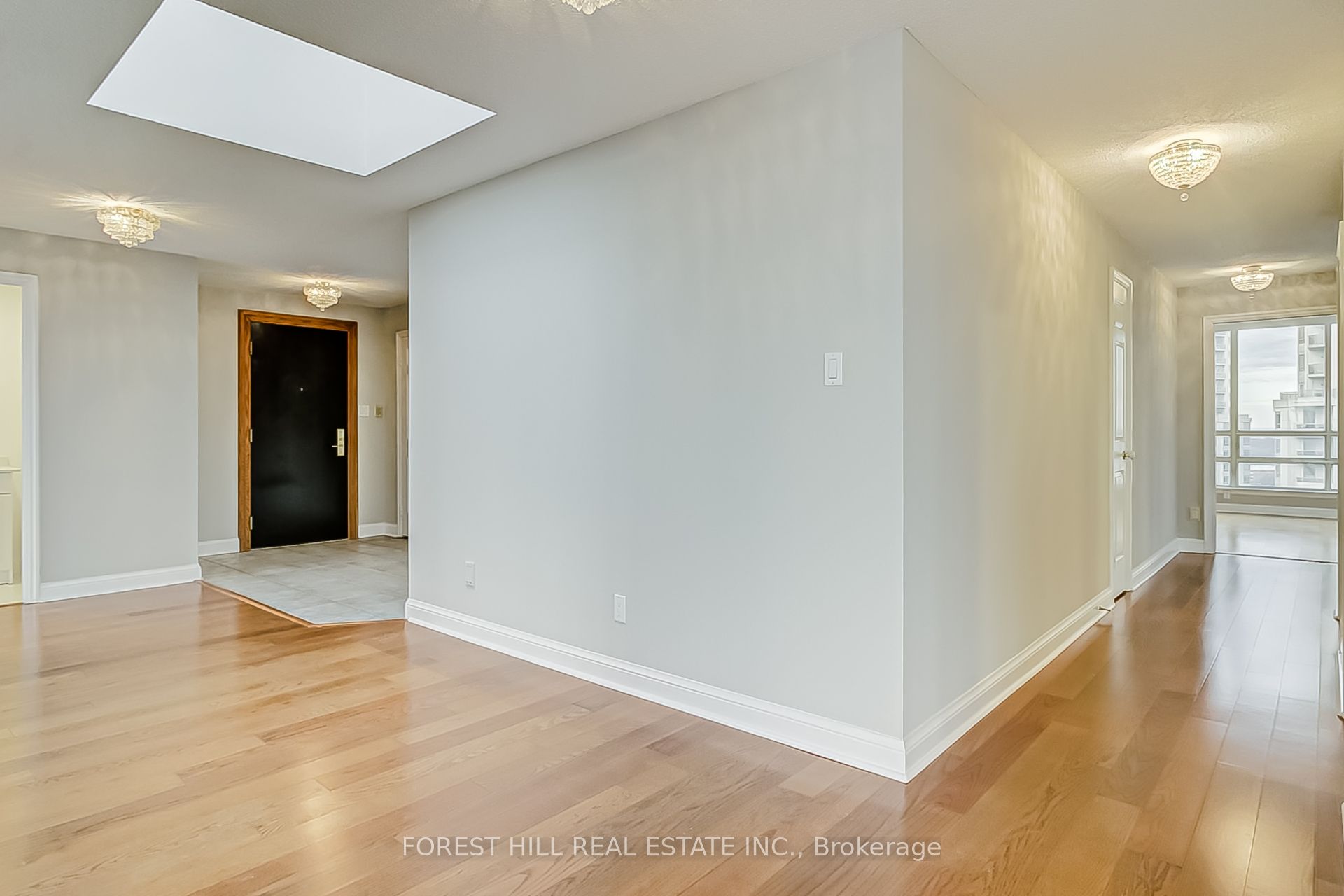 Unit PH7 - 55 Kingsbridge Garden Circle, Mississauga 5