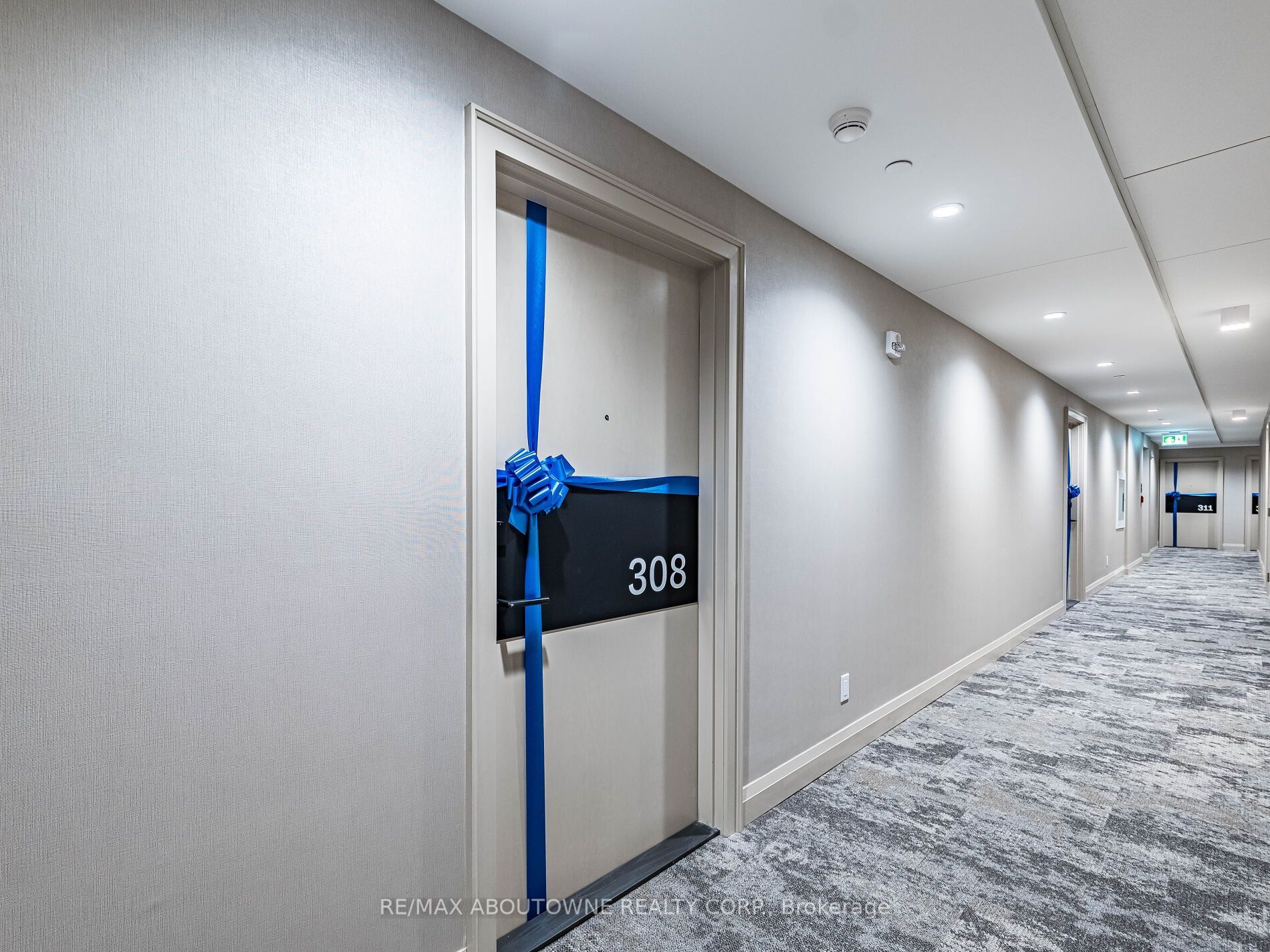 Unit 308 - 3250 Carding Mill Trail, Oakville 5