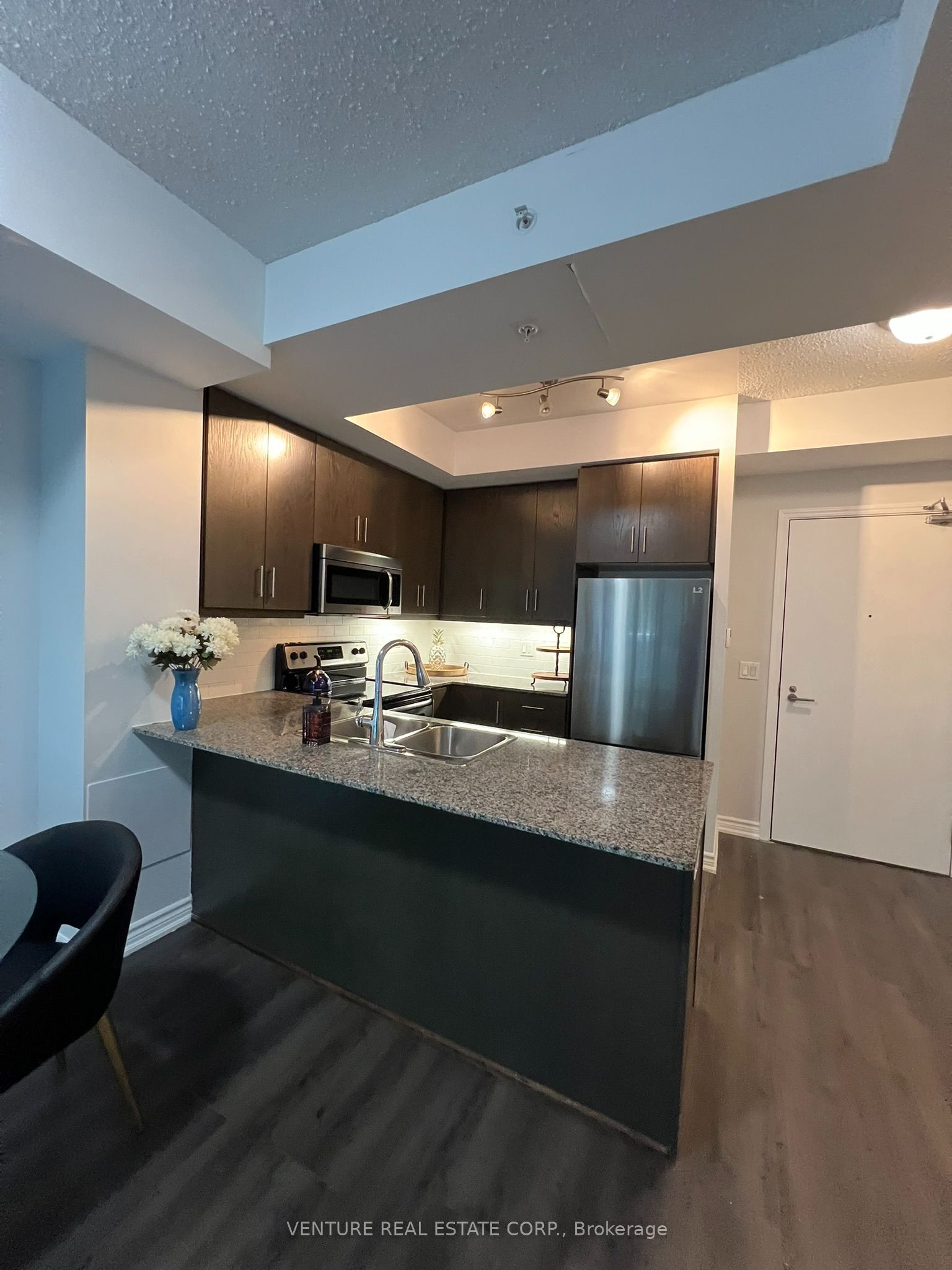 Unit 718 - 15 James Finlay Way, North York 5