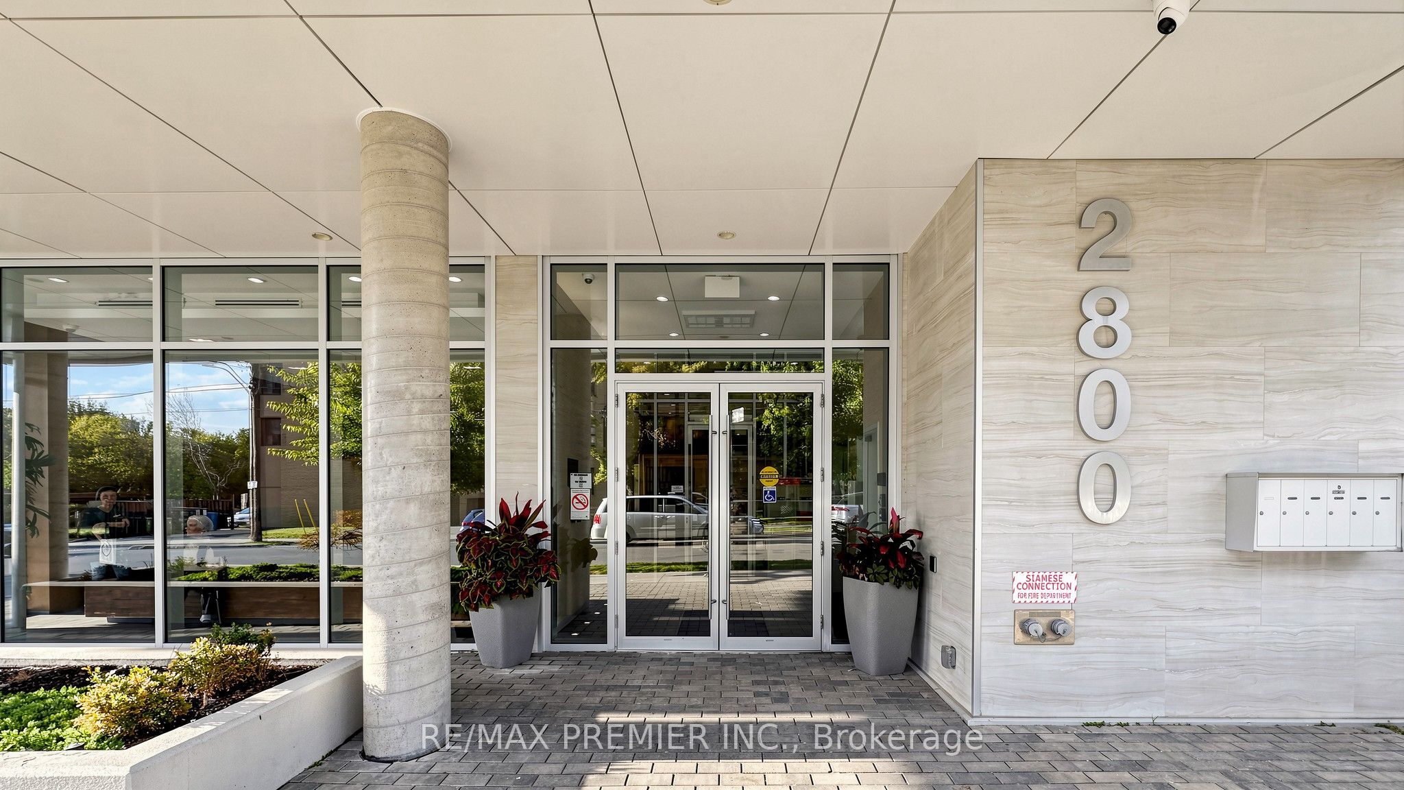 Unit 711 - 2800 Keele Street, North York 3