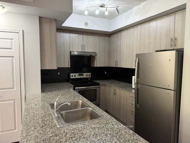 Unit 74 - 180 Howden Boulevard, Brampton 2